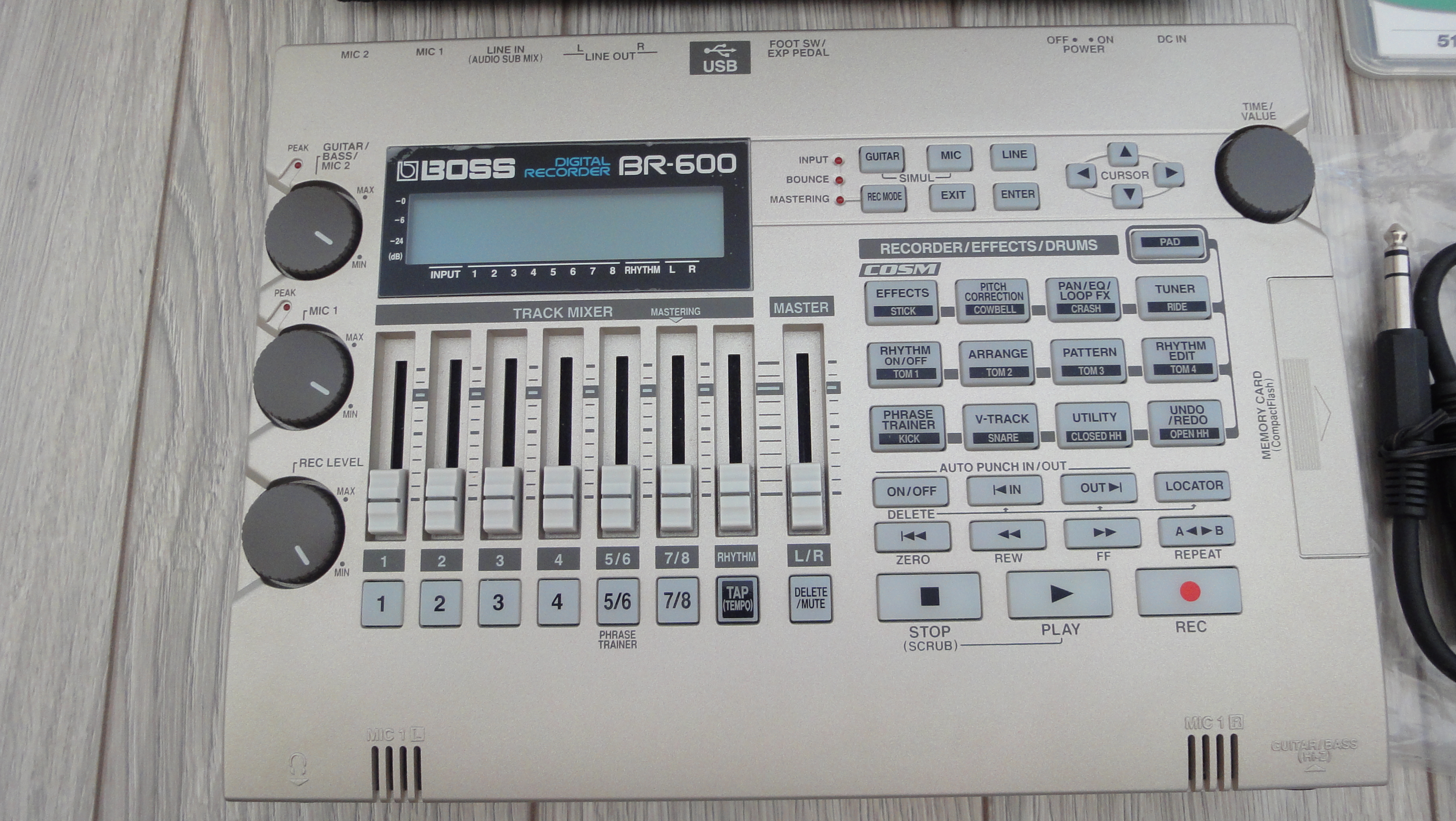 Photo Boss BR600 Digital Recorder Boss BR600 Digital Recorder