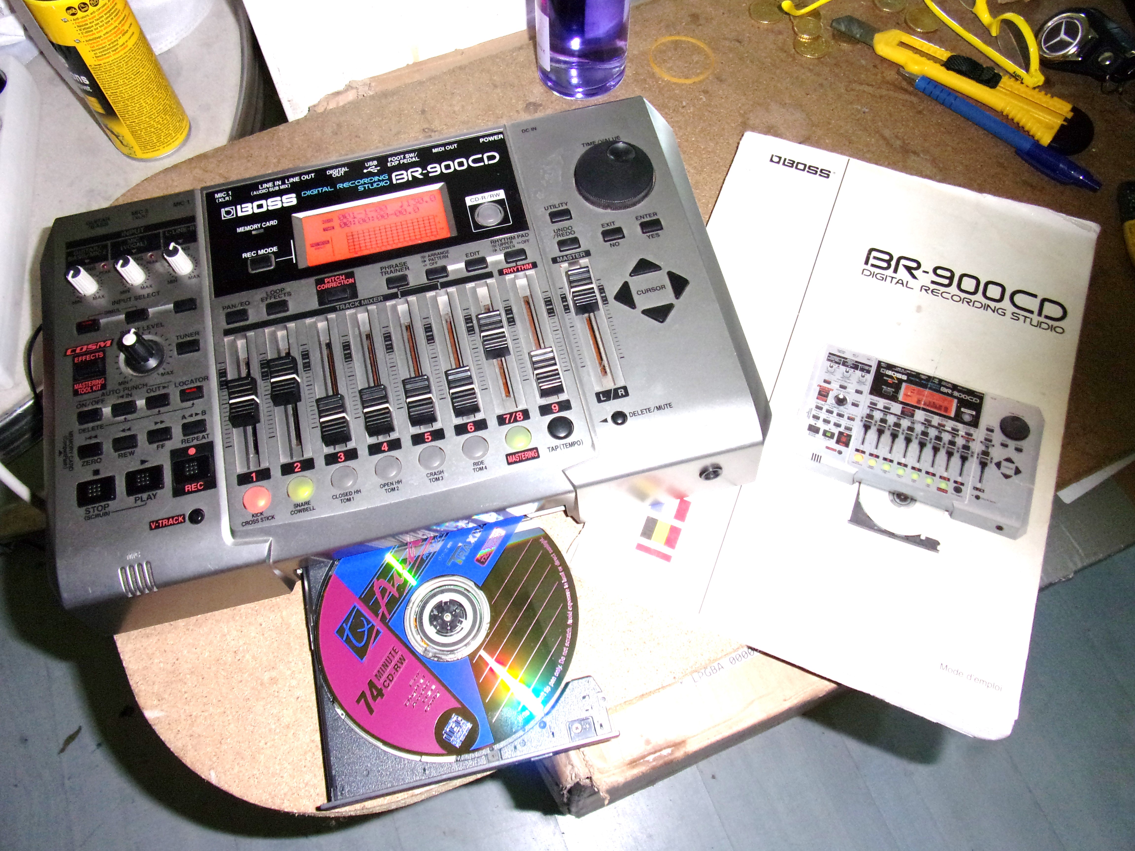 Boss BR-900CD Digital Recording Studio image (#2031033) - Audiofanzine