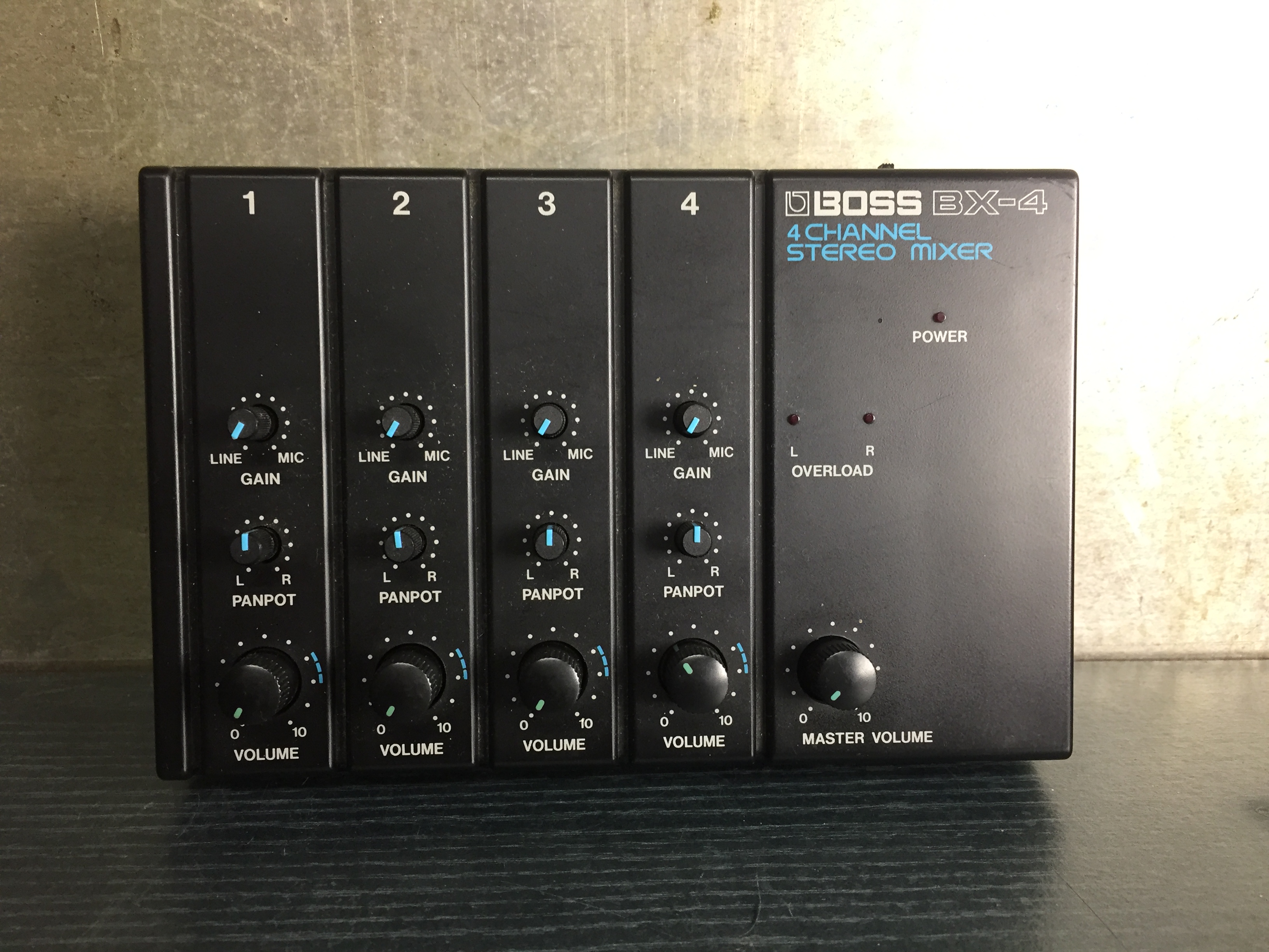 BX-4 4 Channel Stereo Mixer - Boss BX-4 4 Channel Stereo Mixer 