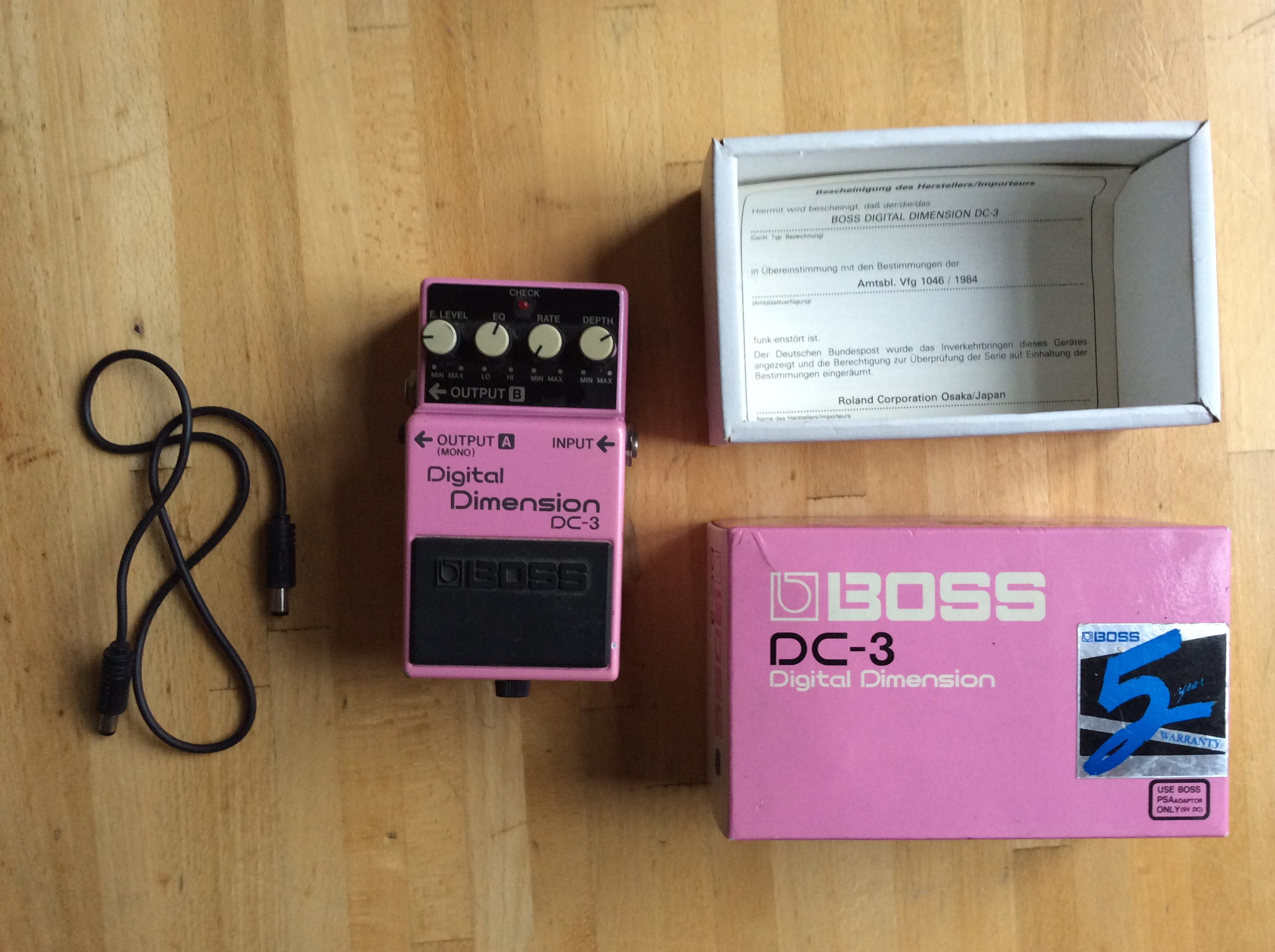 人気の製品 BOSS DC-3 DIG ITAL SPACE-D 20000