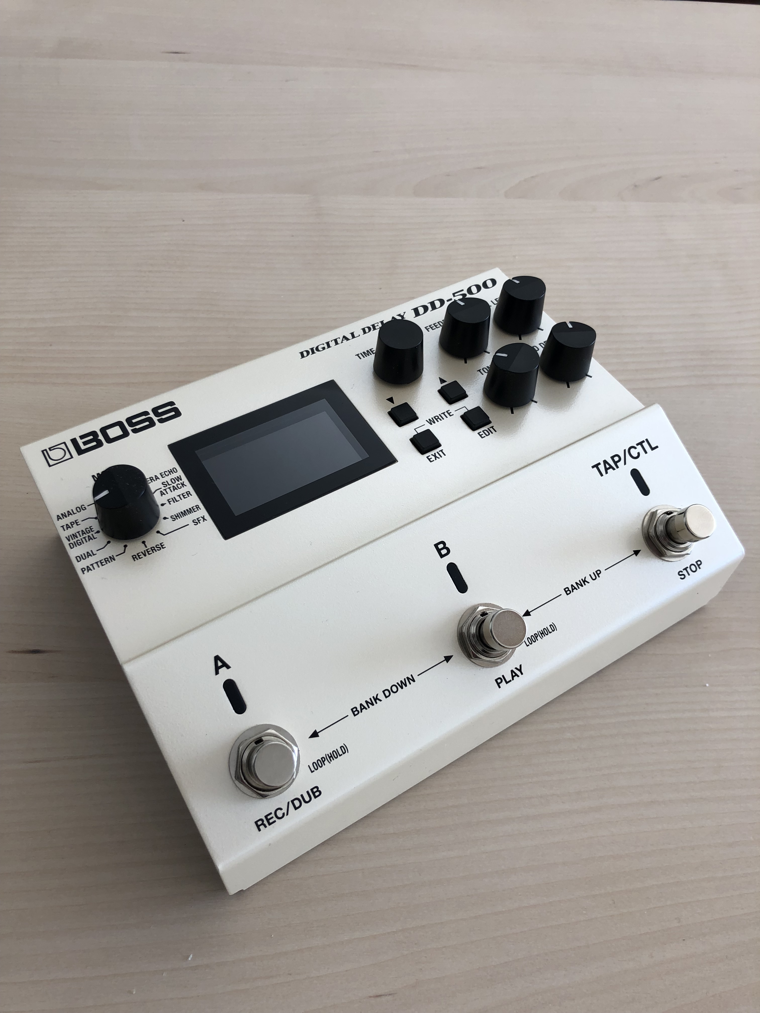DD500 Digital Delay Boss DD500 Digital Delay Audiofanzine