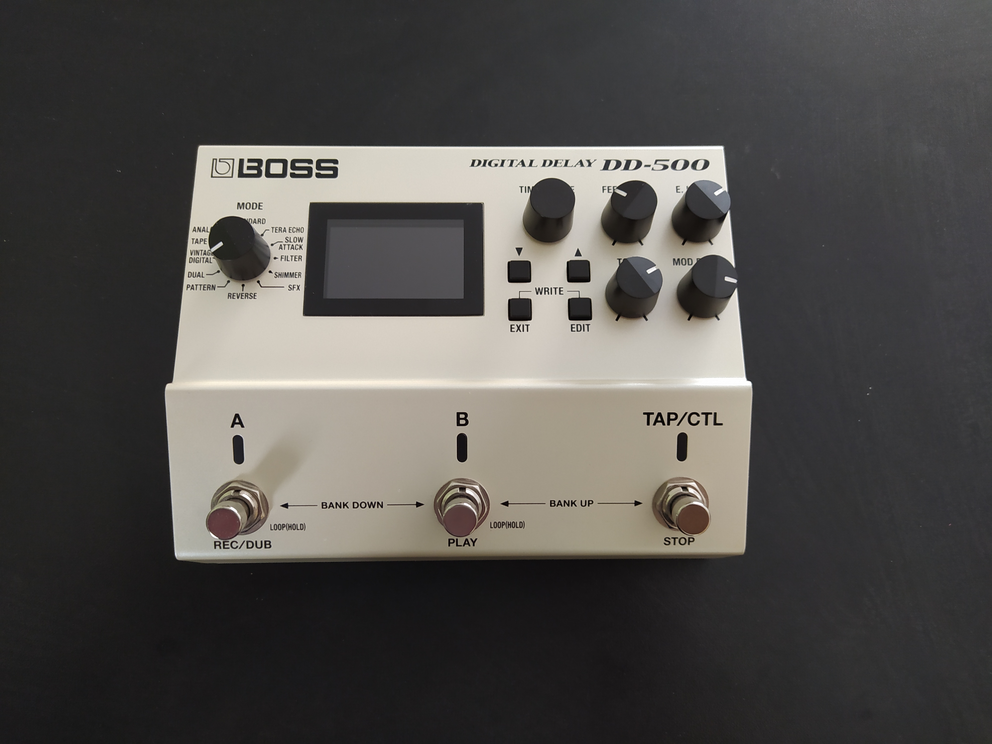 DD500 Digital Delay Boss DD500 Digital Delay Audiofanzine