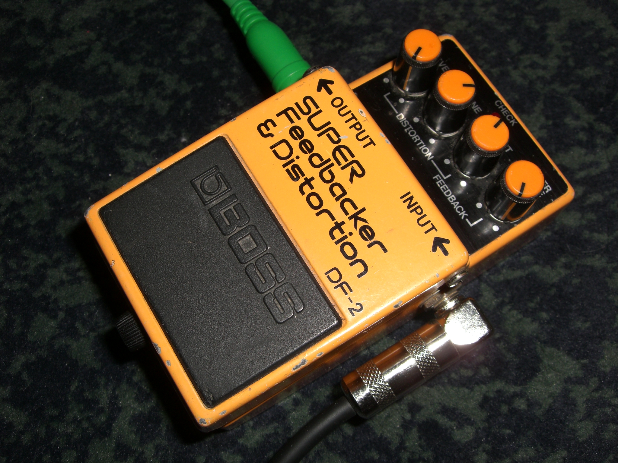Photo Boss DF2 SUPER Feedbacker & Distortion Boss DF2 SUPER Photo Boss DF2 SUPER Feedbacker & Distortion Boss DF2 SUPER