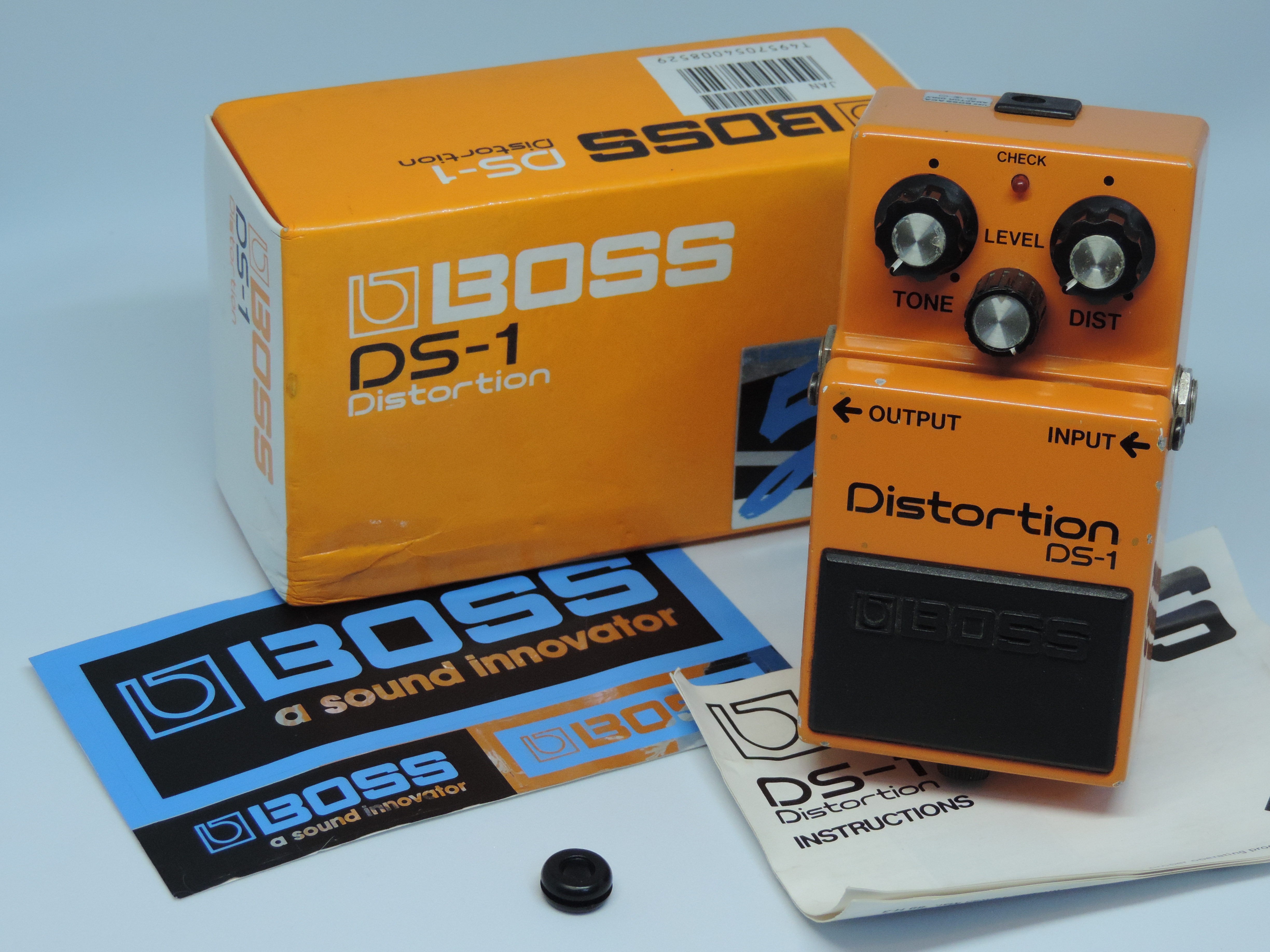 DS-1 Distortion (Japan) - Boss DS-1 Distortion (Japan) - Audiofanzine
