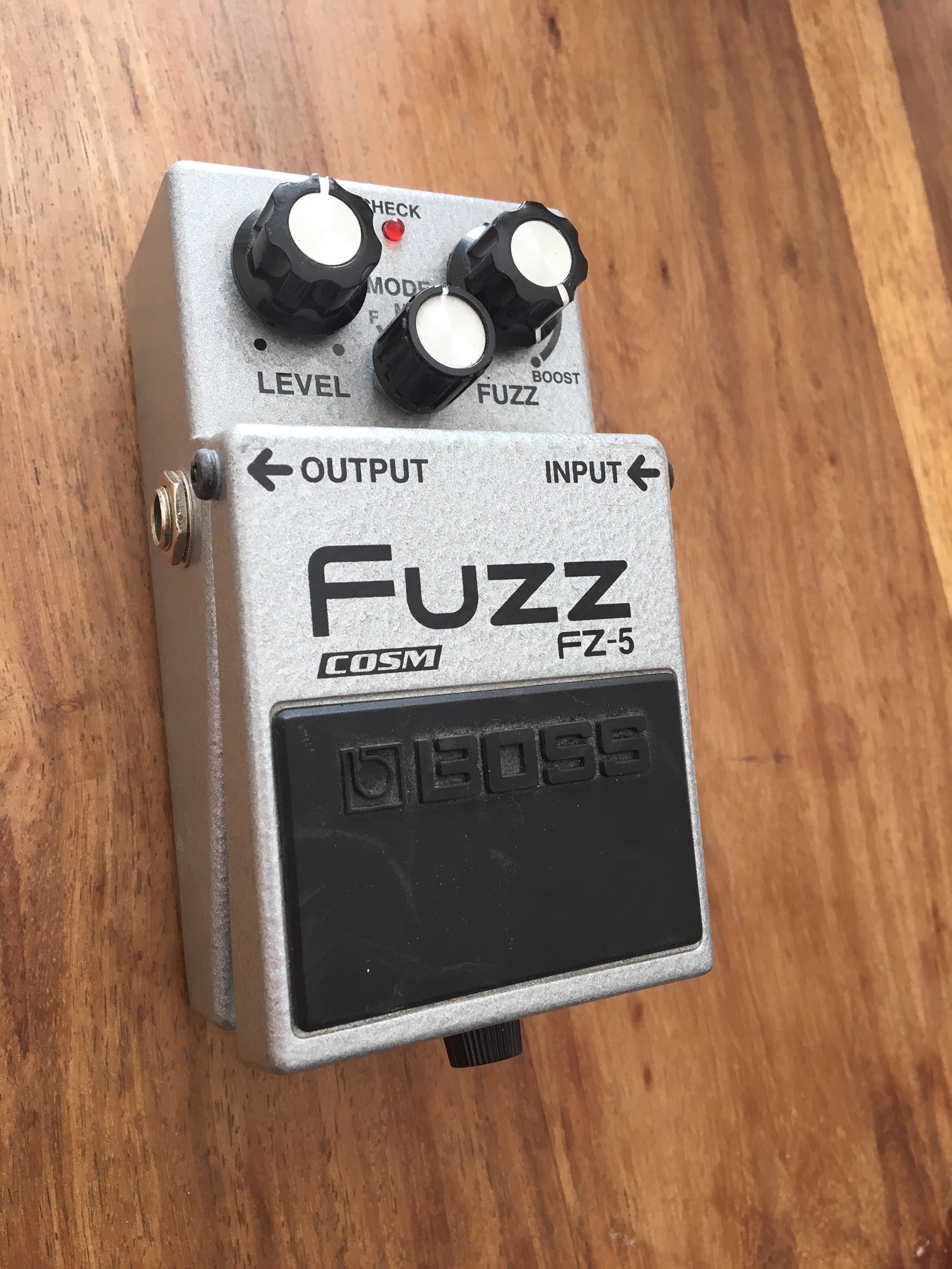 BOSS FZ-5 Pedale Fuzz - Suoni Vintage Anni '60 E '70 Per Chitarra - Foto 8