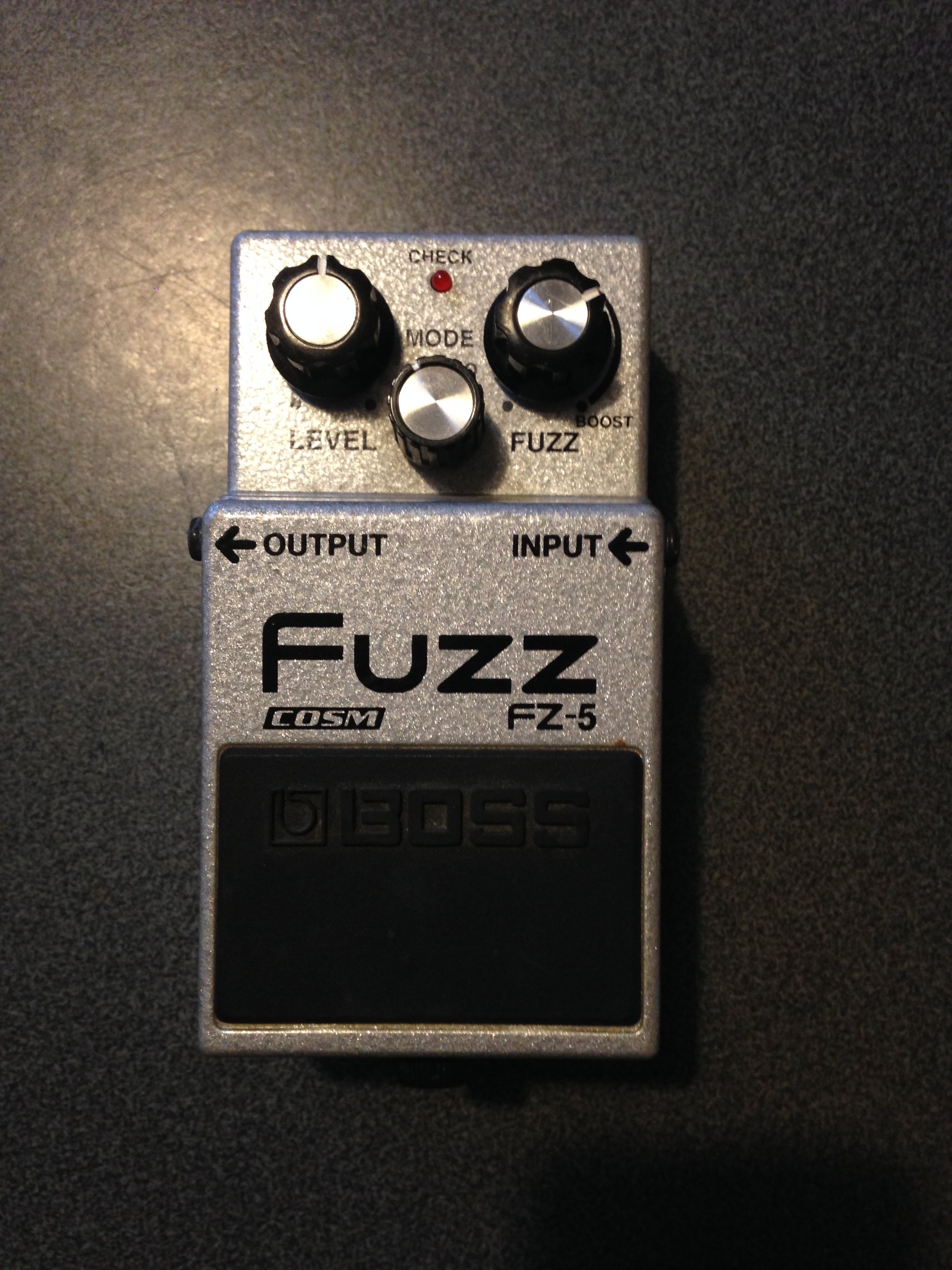 Boss FZ-5 Fuzz - Audiofanzine