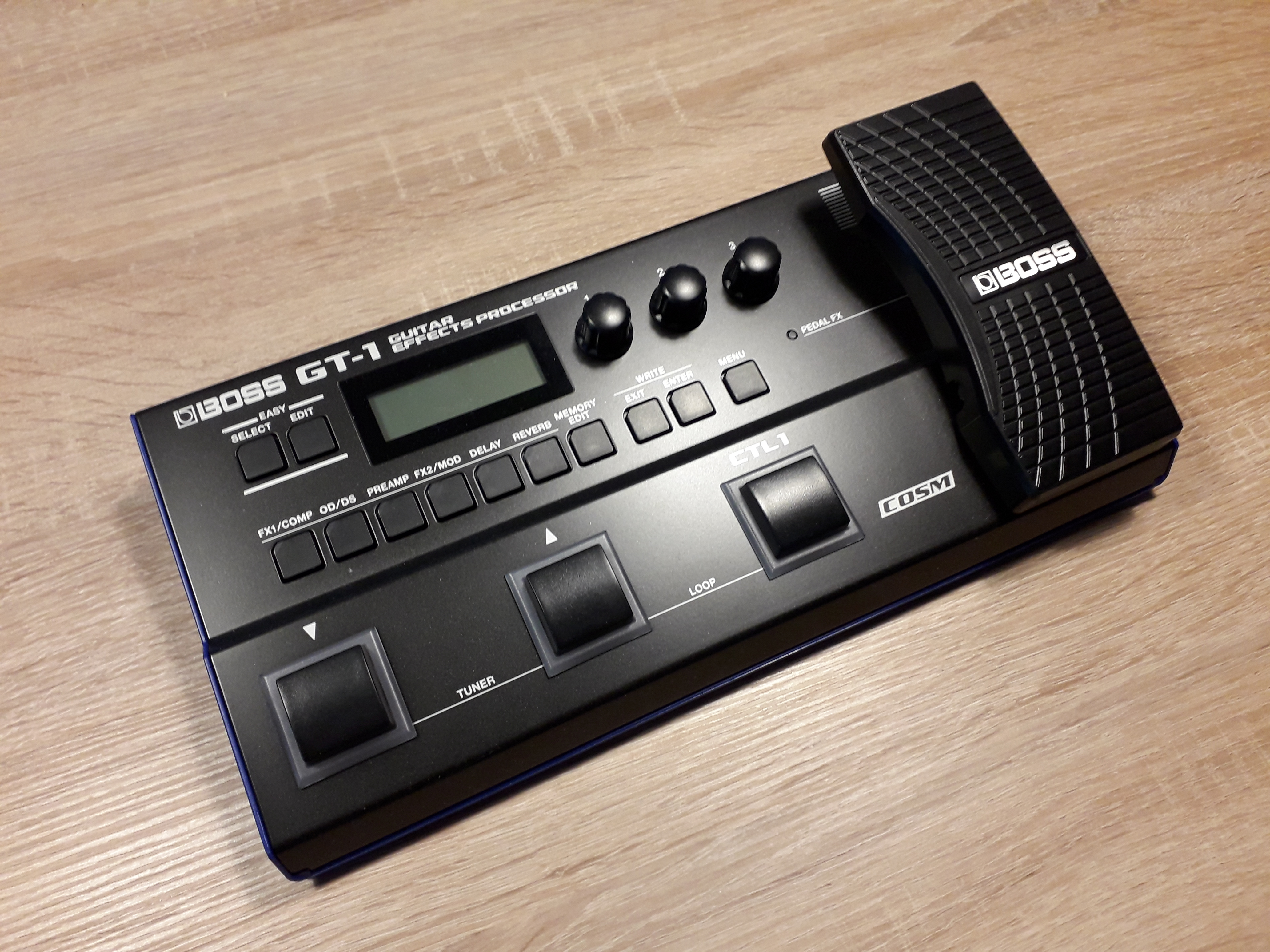 GT-1 - Boss GT-1 - Audiofanzine