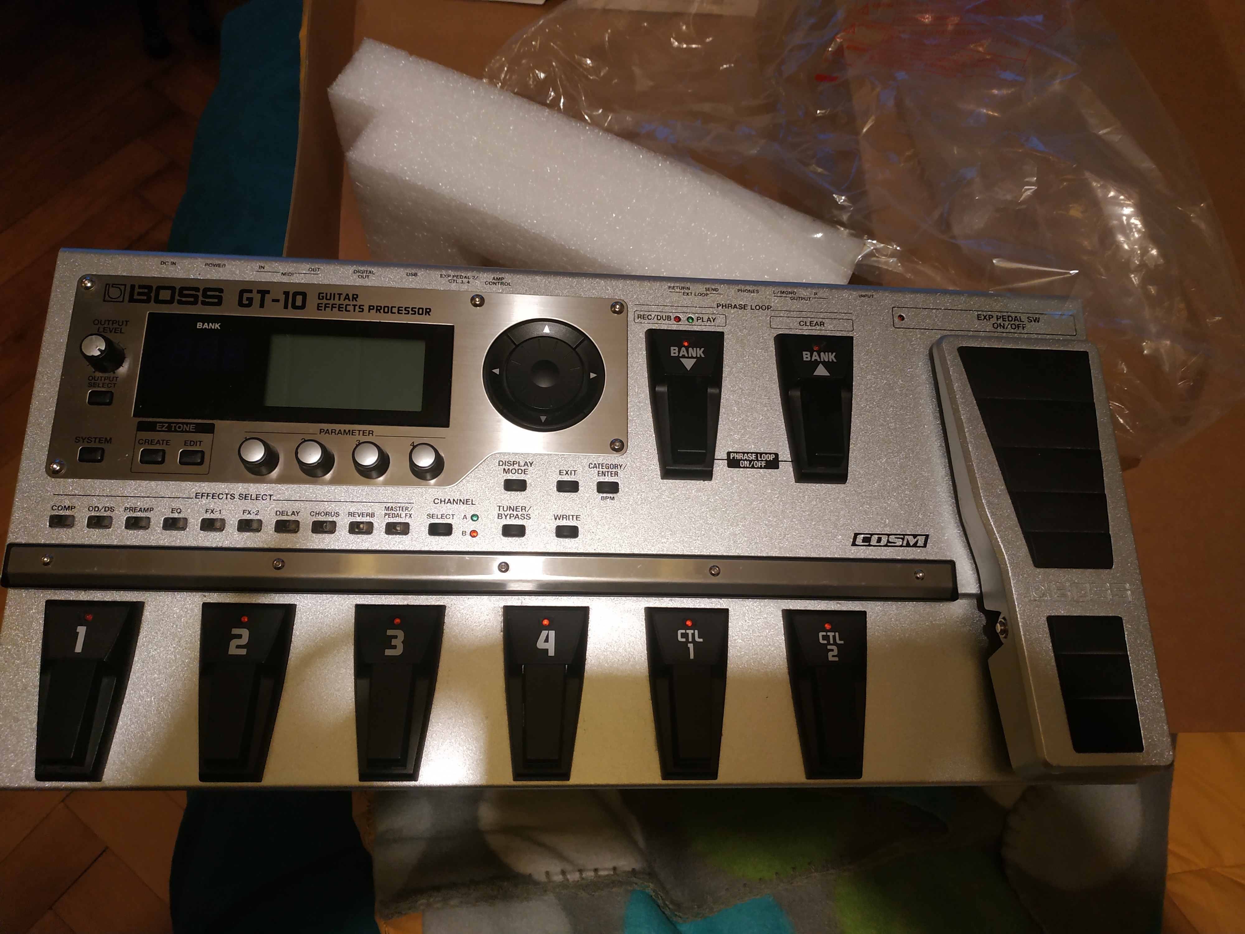 BOSS - GT-8 | Guitar Effects Processor