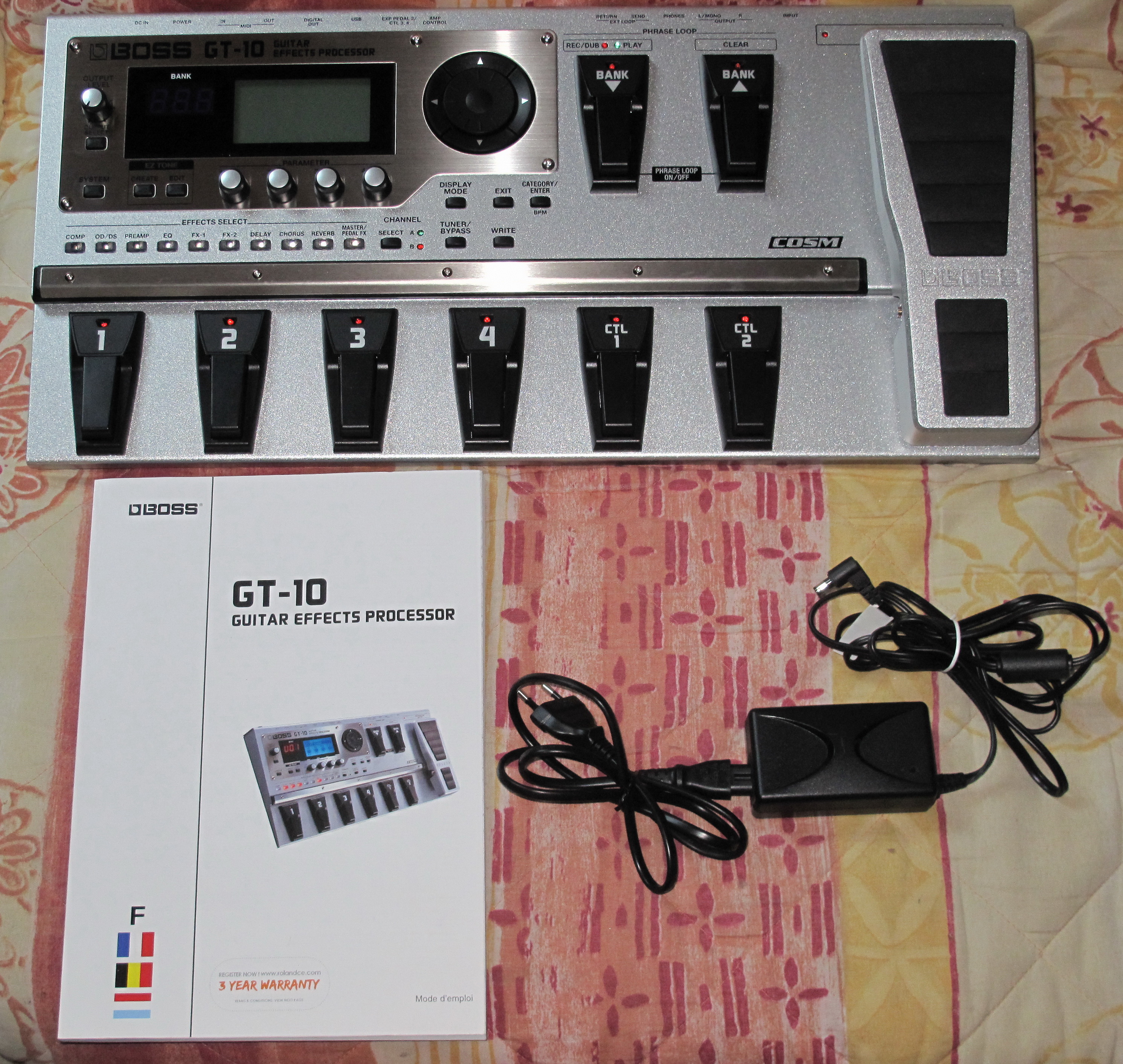 Photo Boss GT10 Boss GT10 Guitar Effects Processor (323315) Audiofanzine