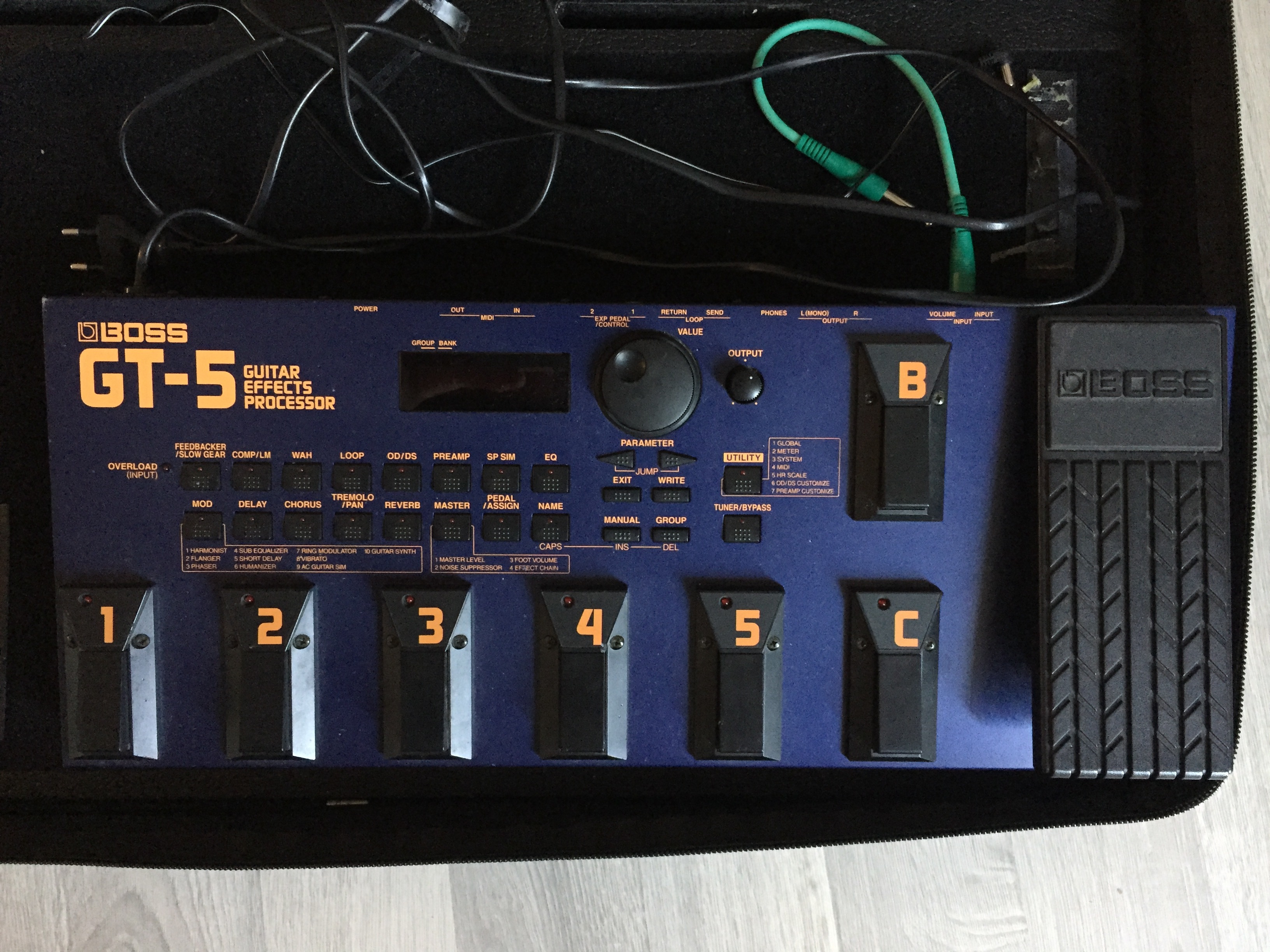 Photo Boss GT5 IMG 1553.JPG (1798337) Audiofanzine
