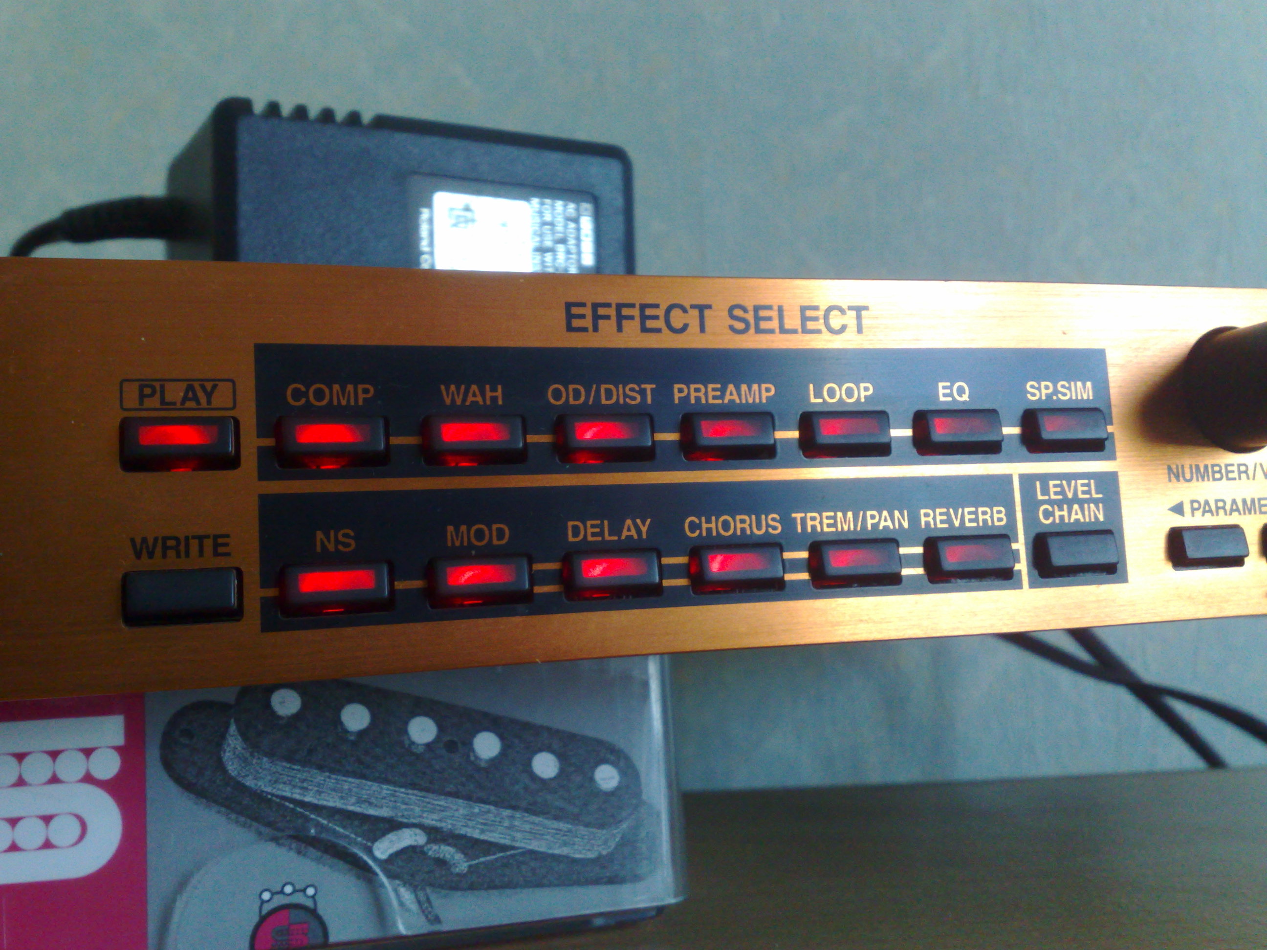 Photo Boss GX700 Boss GX700 (37147) (1420986) Audiofanzine
