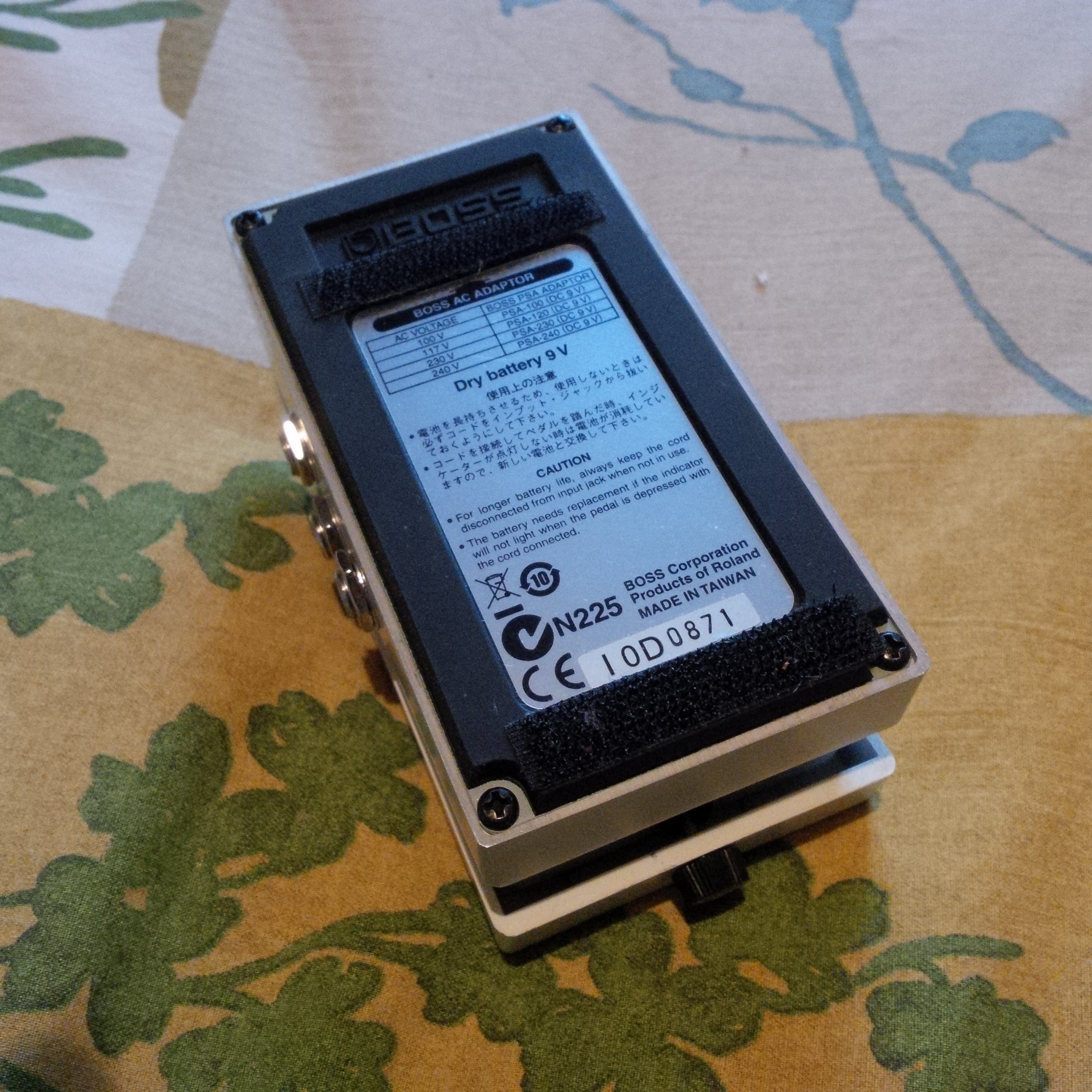 LS-2 LINE SELECTOR - Boss LS-2 Line Selector - Audiofanzine