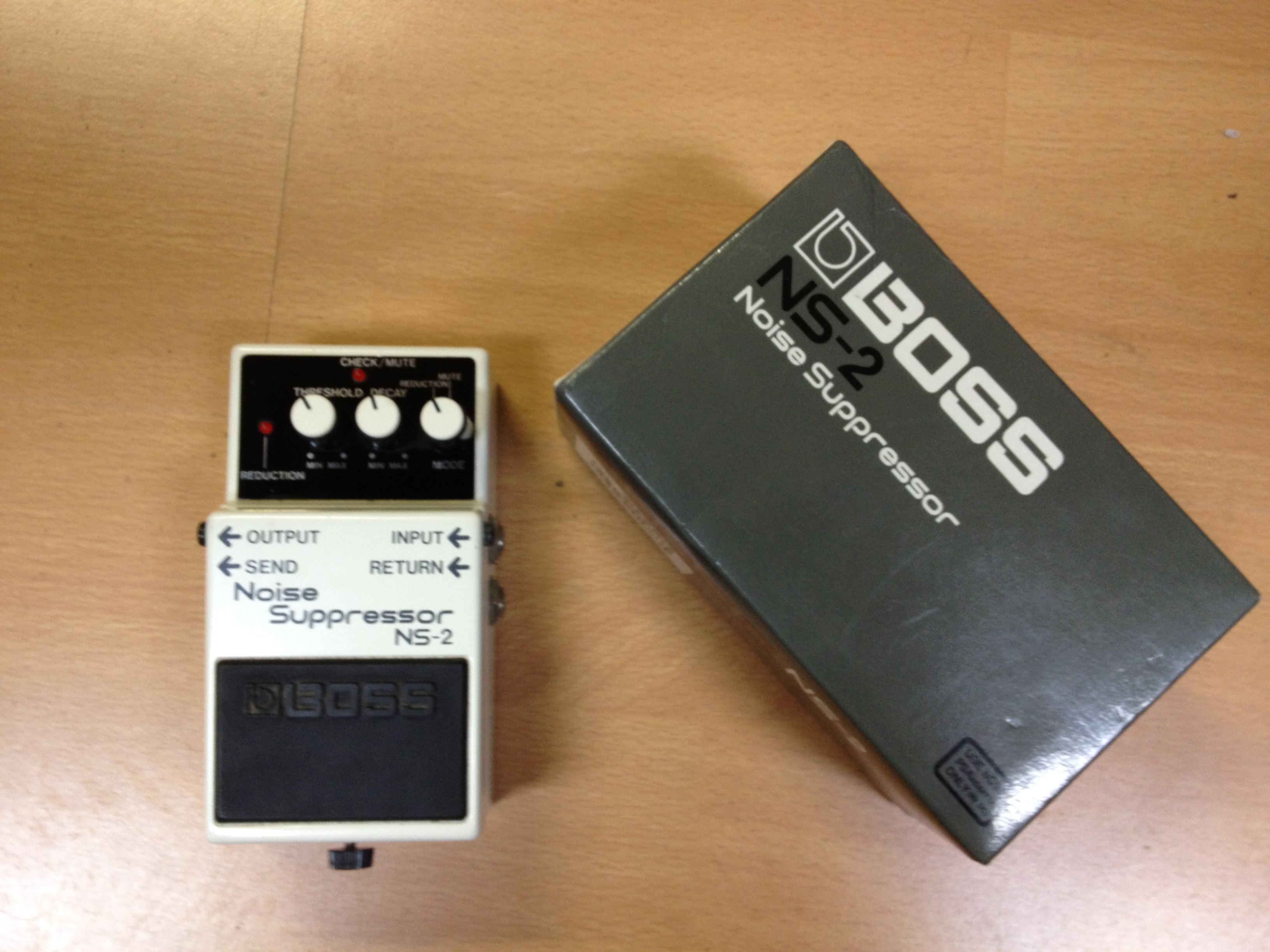 Photo Boss NS2 Noise Suppressor Boss NS2 Noise Suppressor (4906) (328549) Audiofanzine Photo Boss NS2 Noise Suppressor Boss NS2 Noise Suppressor (4906) (328549) Audiofanzine