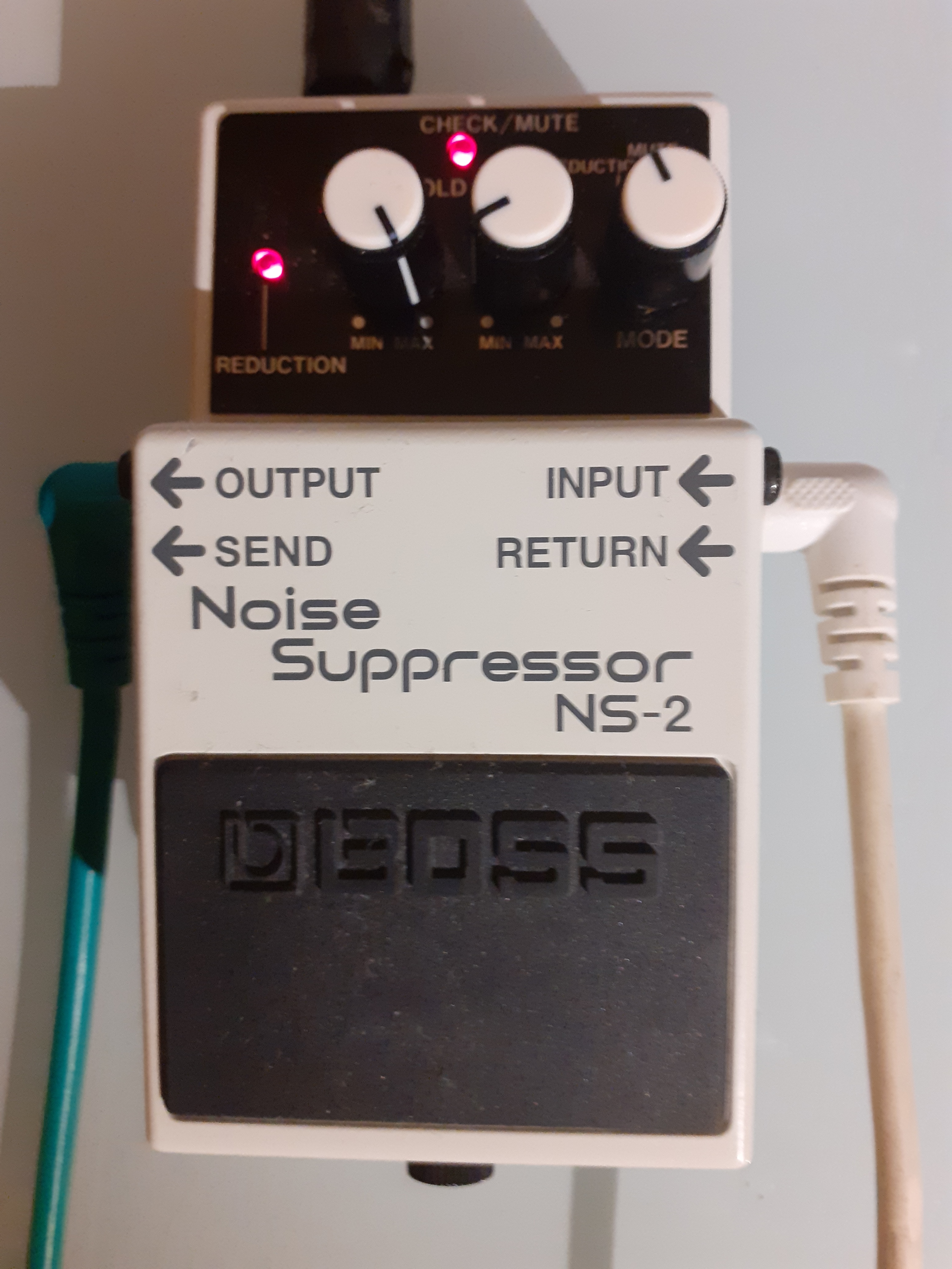 NS-2 Noise Suppressor - Boss NS-2 Noise Suppressor - Audiofanzine