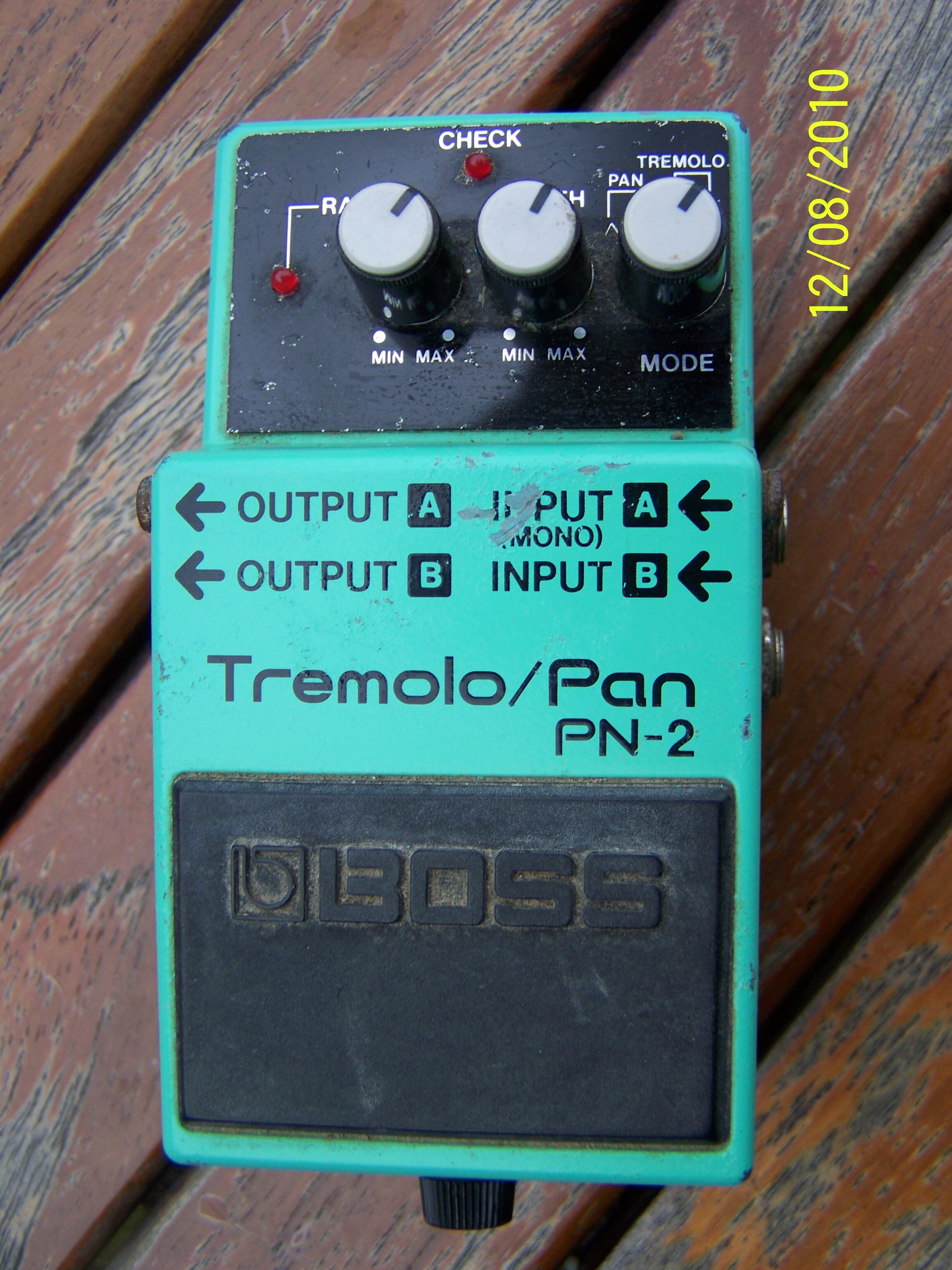 PN-2 Tremolo/Pan - Boss PN-2 Tremolo/Pan - Audiofanzine