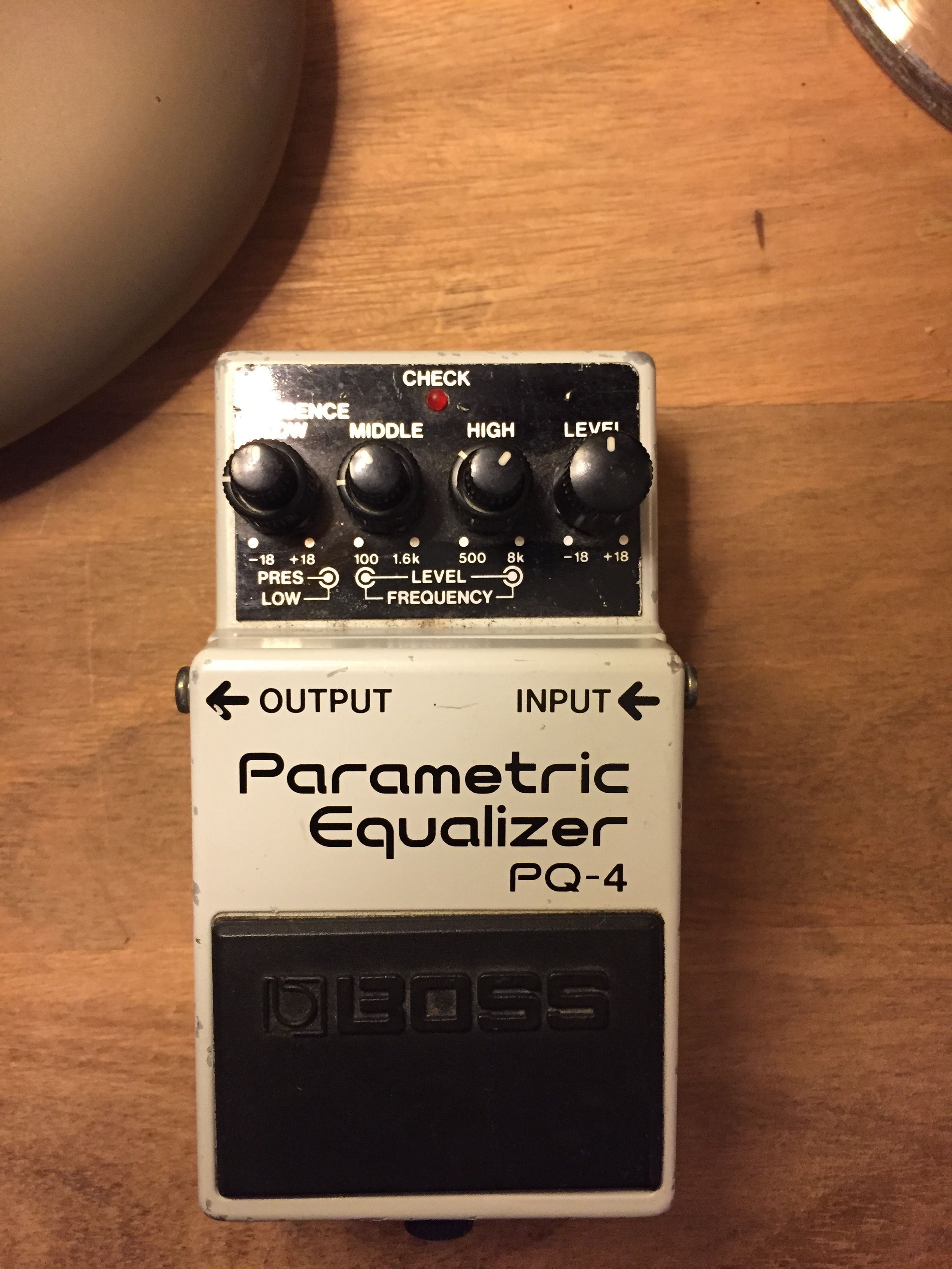 PQ4 PARAMETRIC EQUALIZER Boss PQ4 Parametric Equalizer Audiofanzine