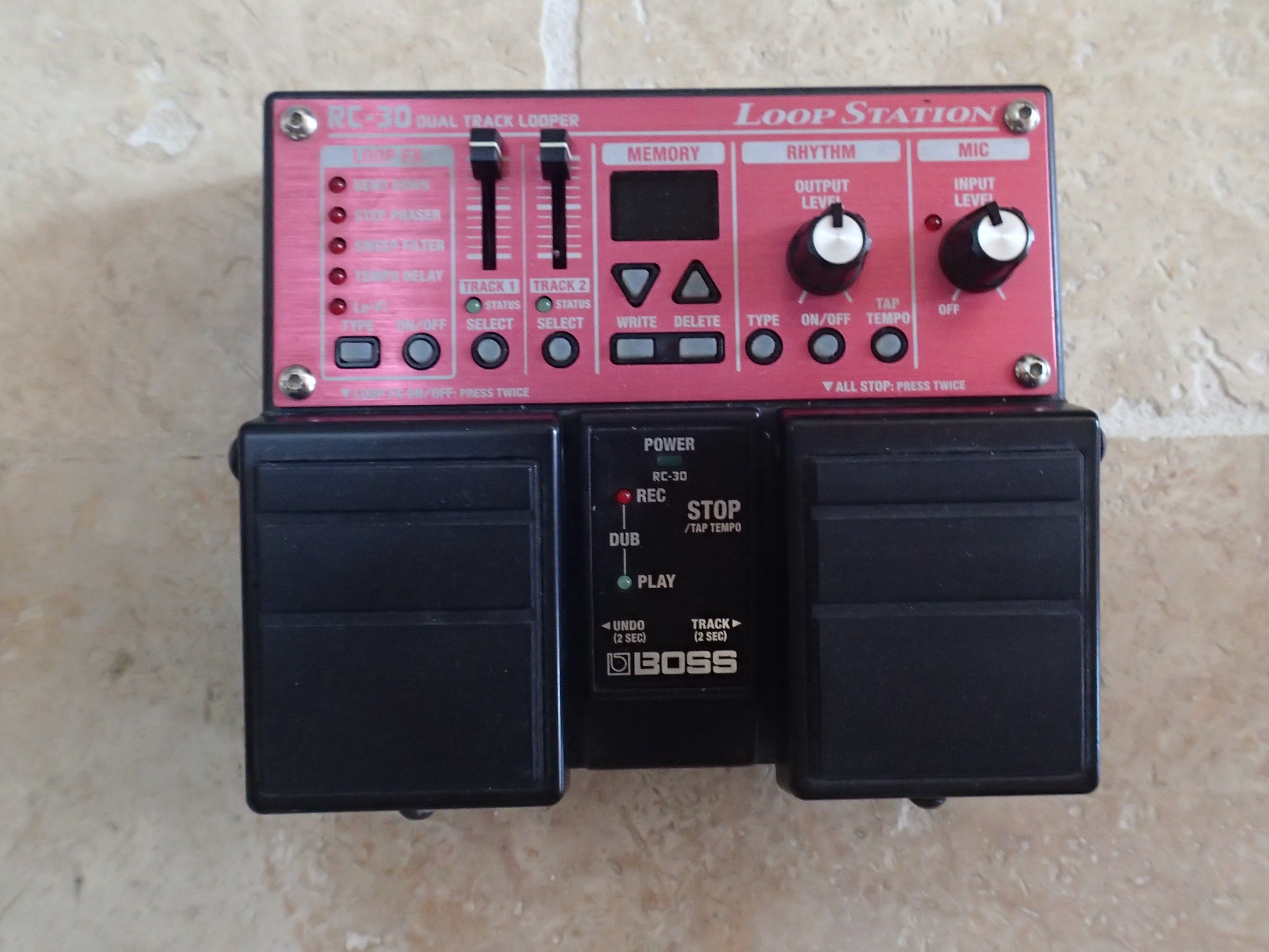 RC-30 Loop Station - Boss RC-30 Loop Station - Audiofanzine