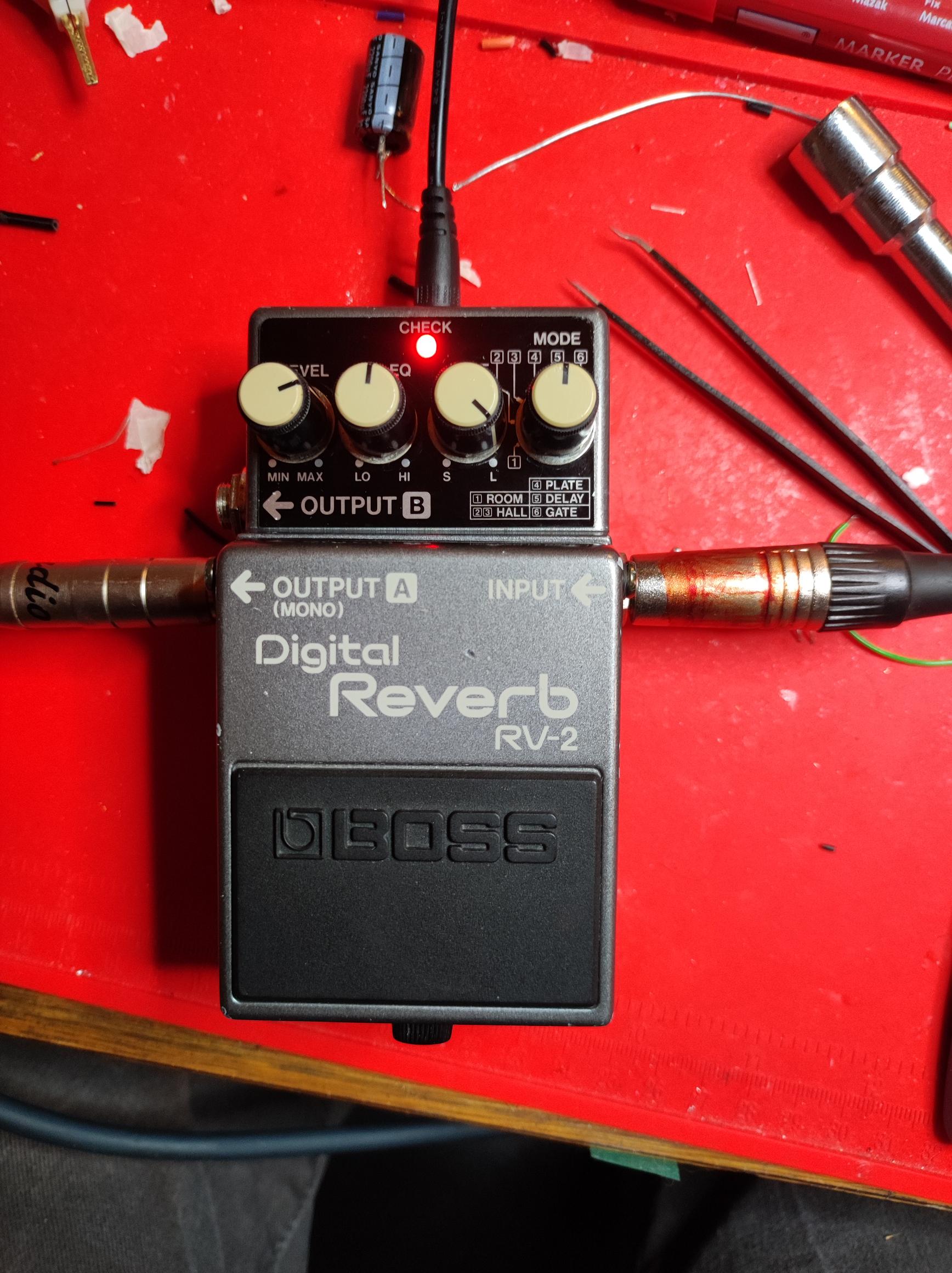 RV-2 Digital Reverb - Boss RV-2 Digital Reverb - Audiofanzine