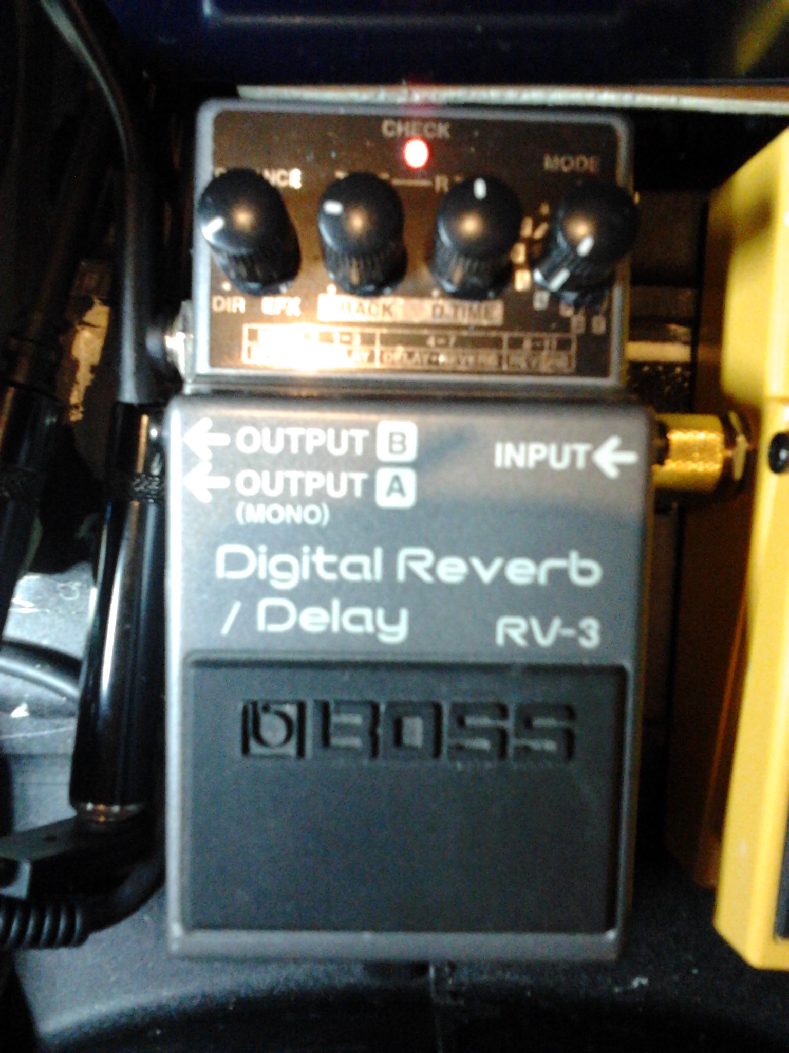 Photo Boss RV3 Digital Reverb/Delay Boss rv3 reverb delay (1574005