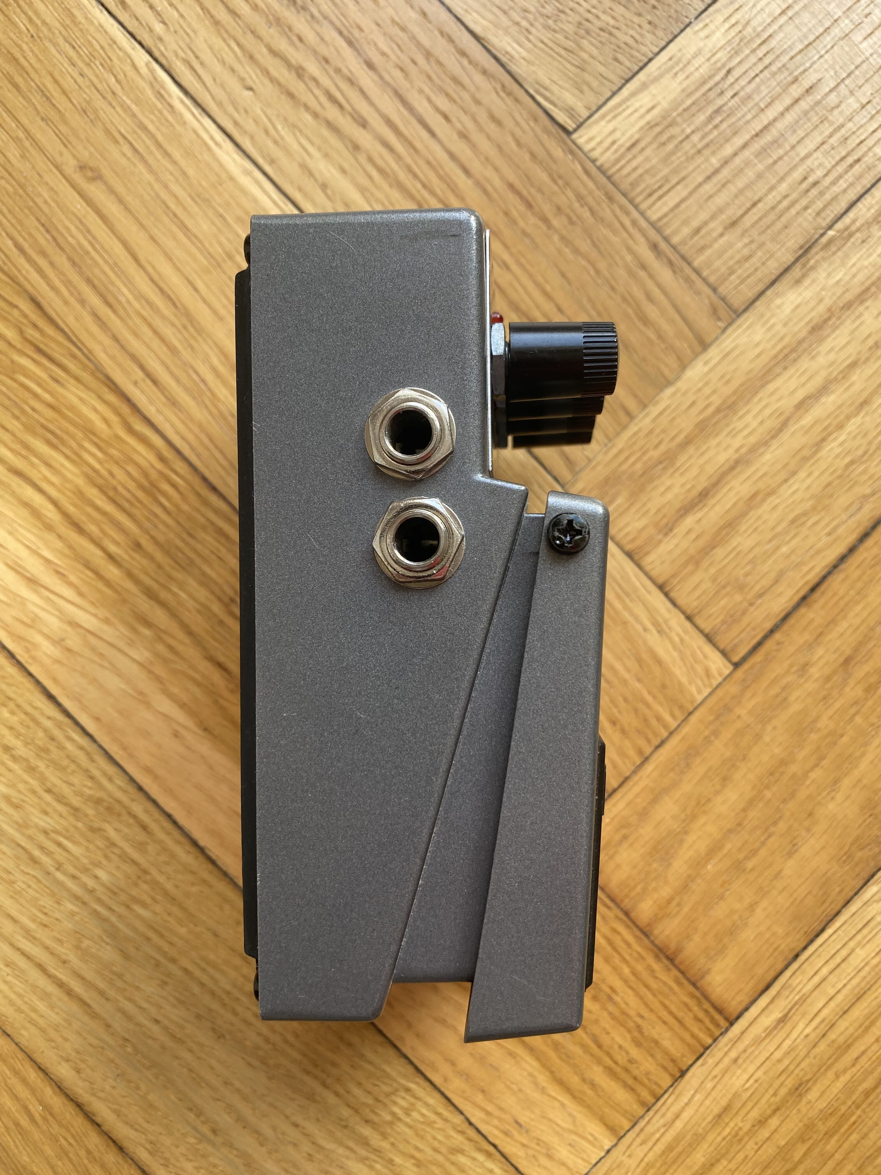 RV3 Digital Reverb/Delay Boss RV3 Digital Reverb/Delay Audiofanzine