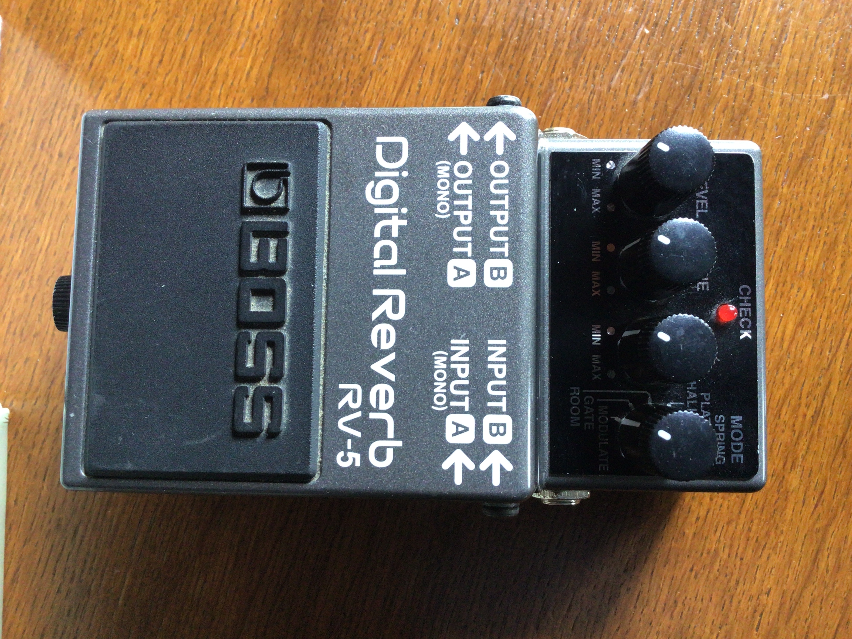 RV5 Digital Reverb Boss RV5 Digital Reverb Audiofanzine