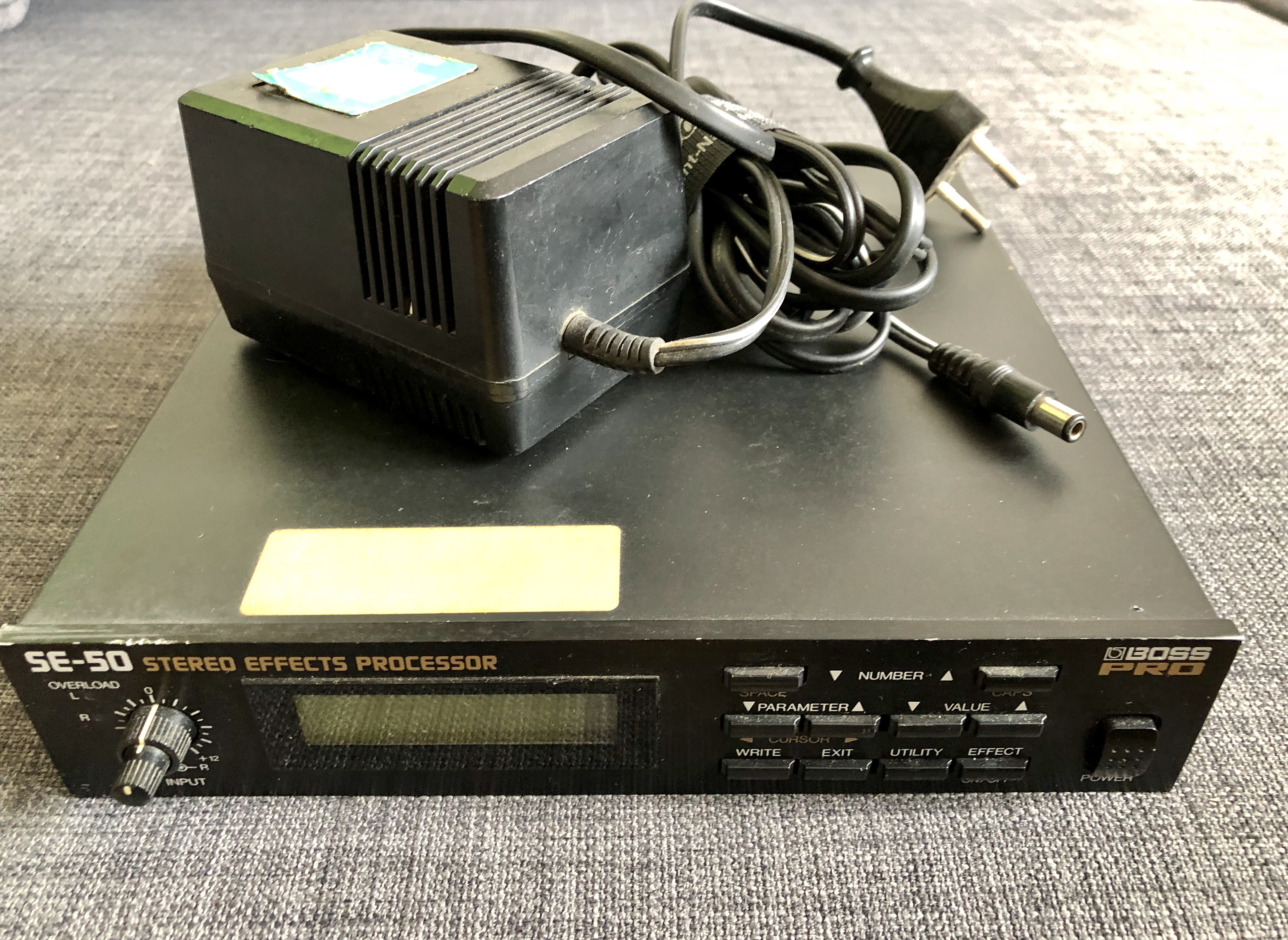 Boss SE50 Stereo Effects Processor Audiofanzine