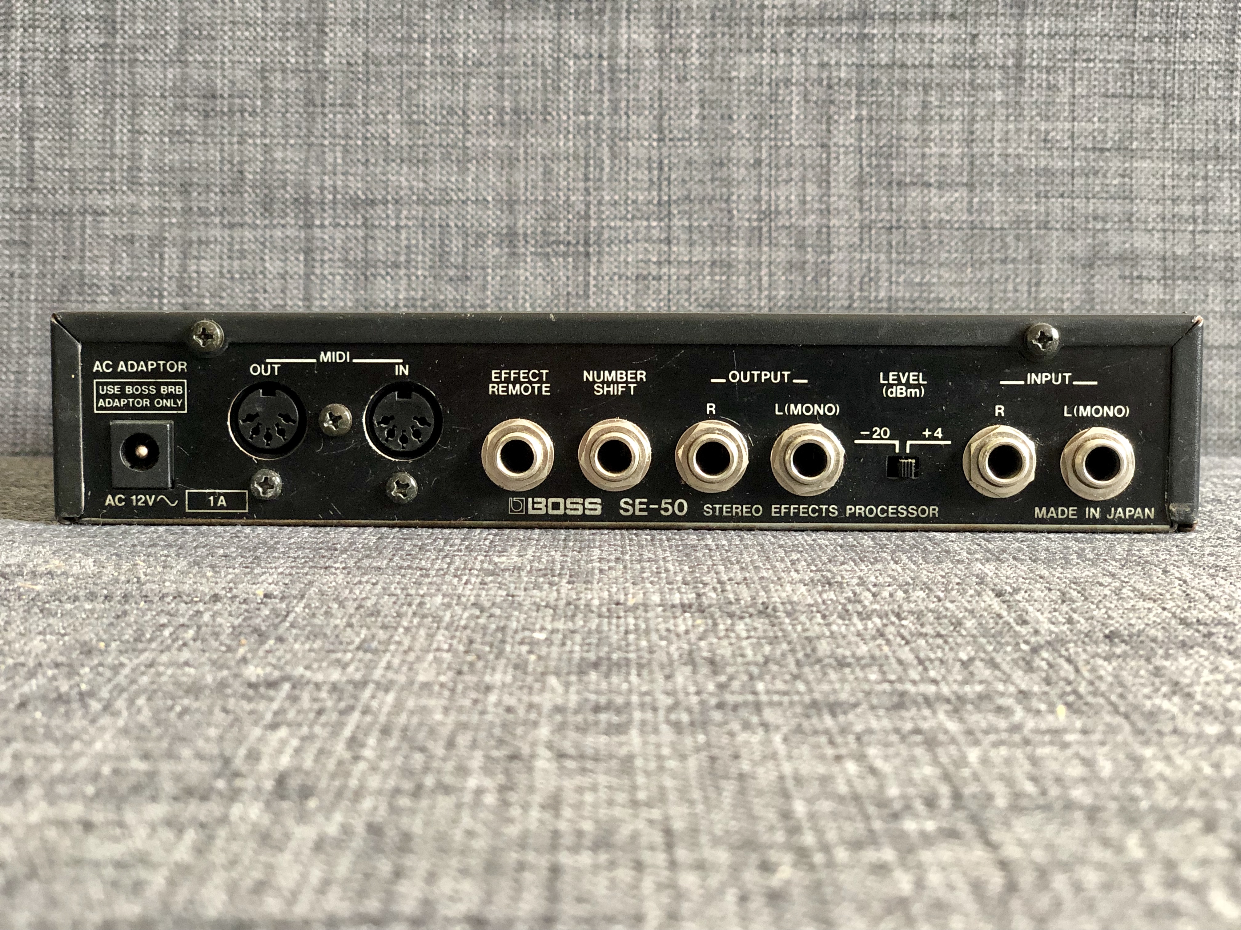 Boss SE50 Stereo Effects Processor Audiofanzine