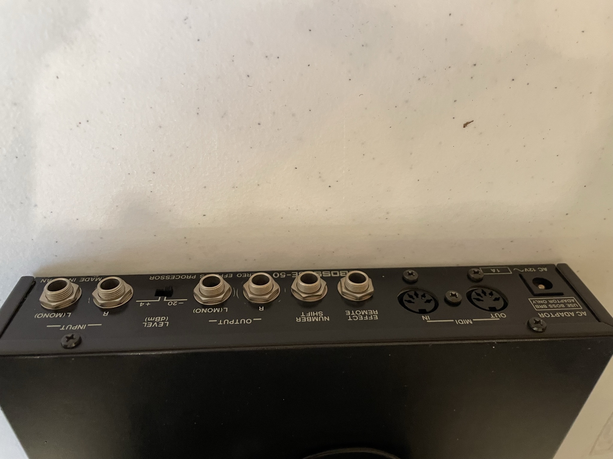 SE50 Stereo Effects Processor Boss Audiofanzine