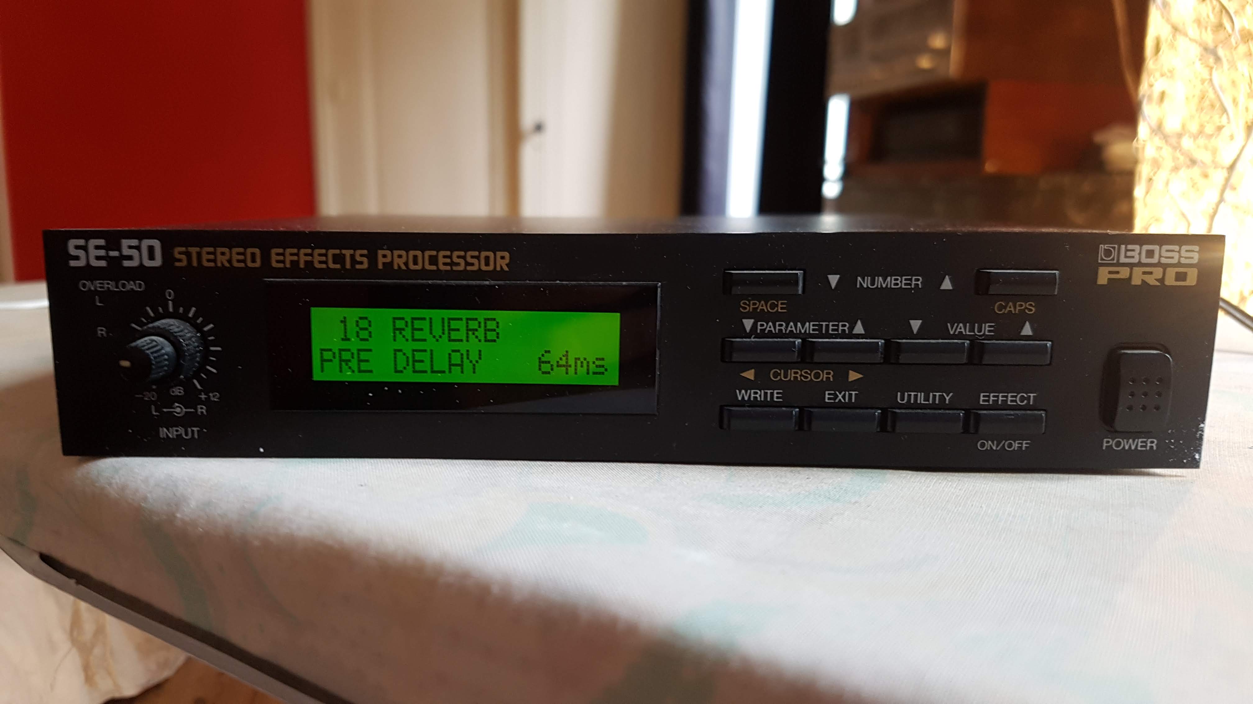 SE-50 Stereo Effects Processor Boss - Audiofanzine
