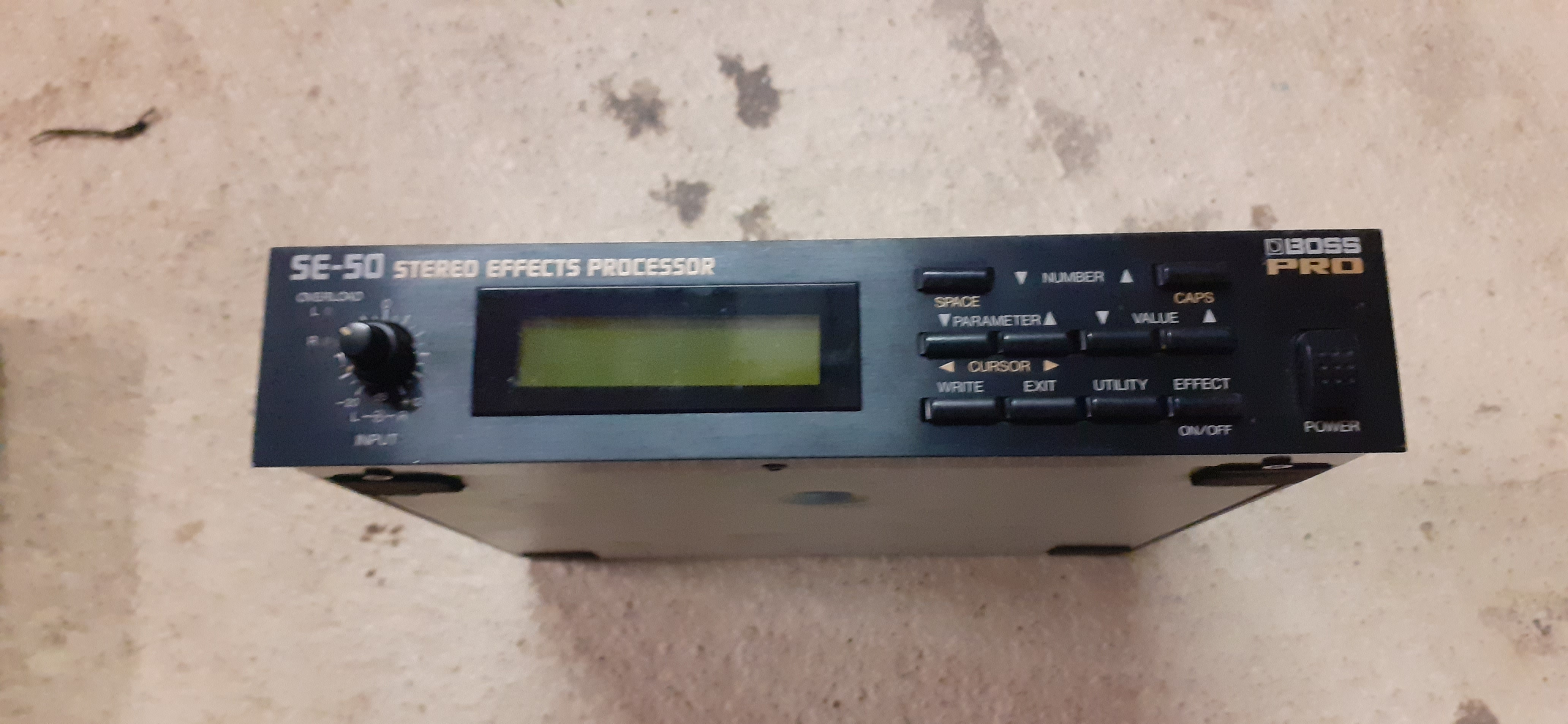 SE50 Stereo Effects Processor Boss Audiofanzine