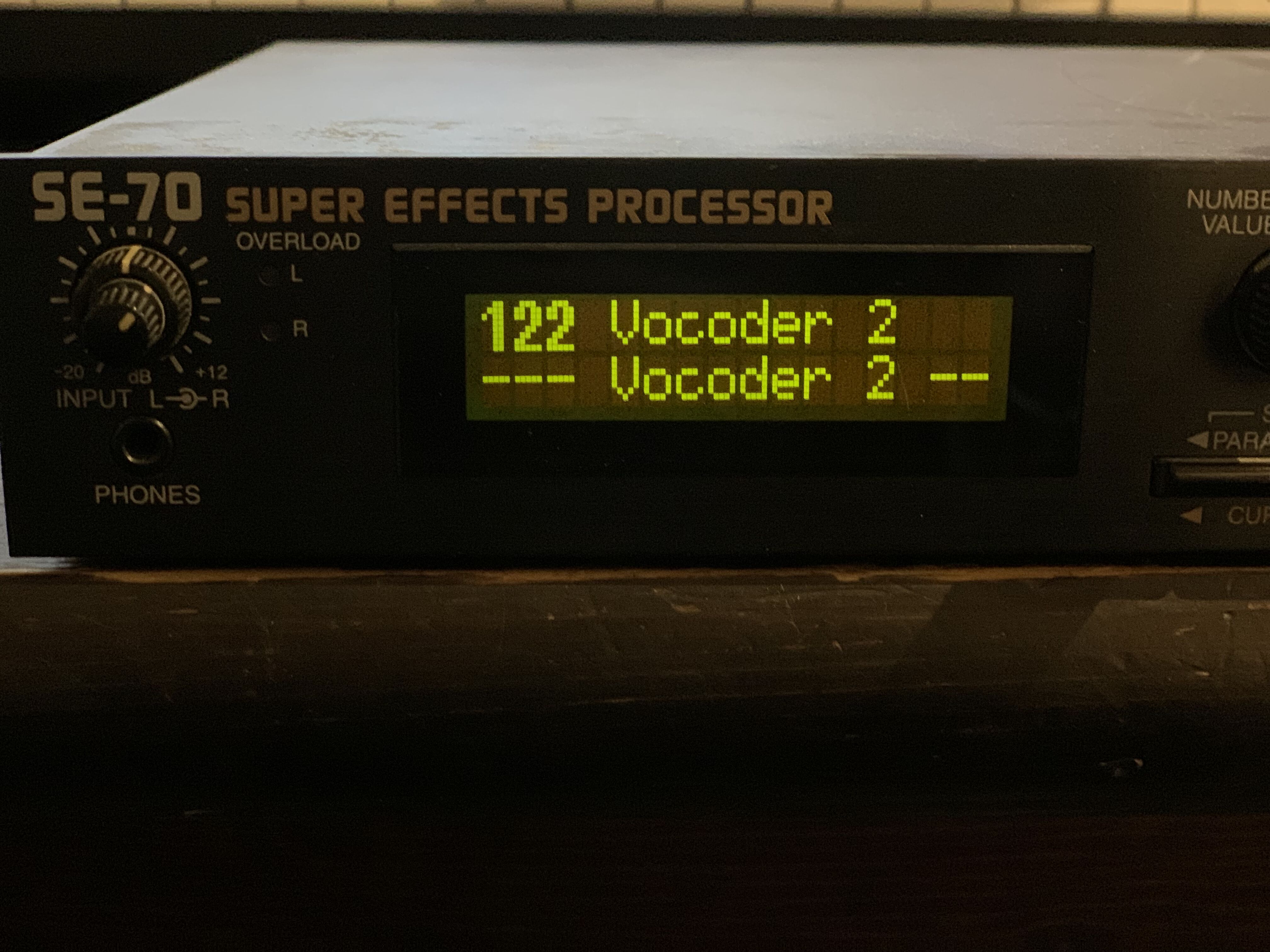 SE-70 Super Effects Processor Boss - Audiofanzine