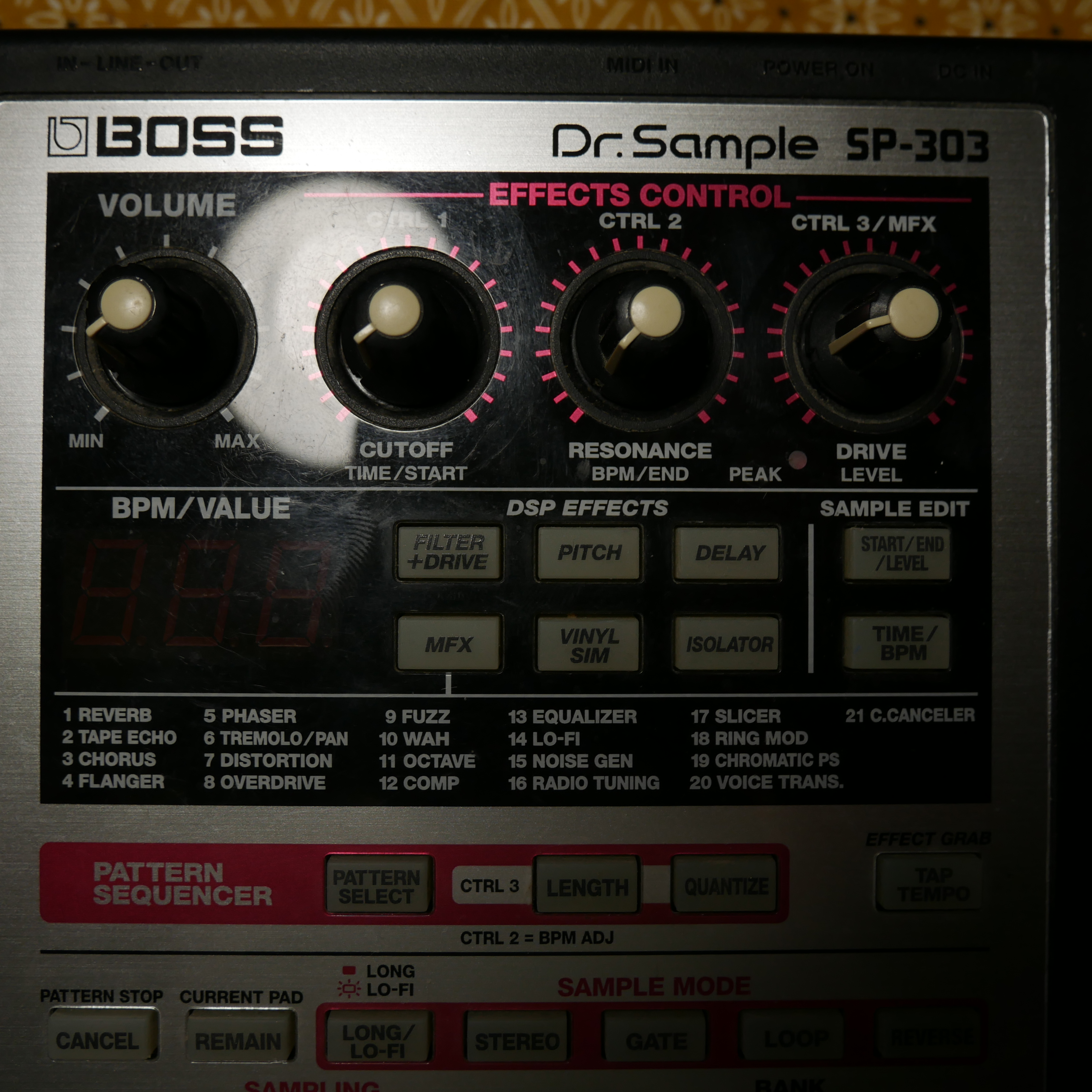 SP-303 Dr. Sample - Boss SP-303 Dr. Sample - Audiofanzine