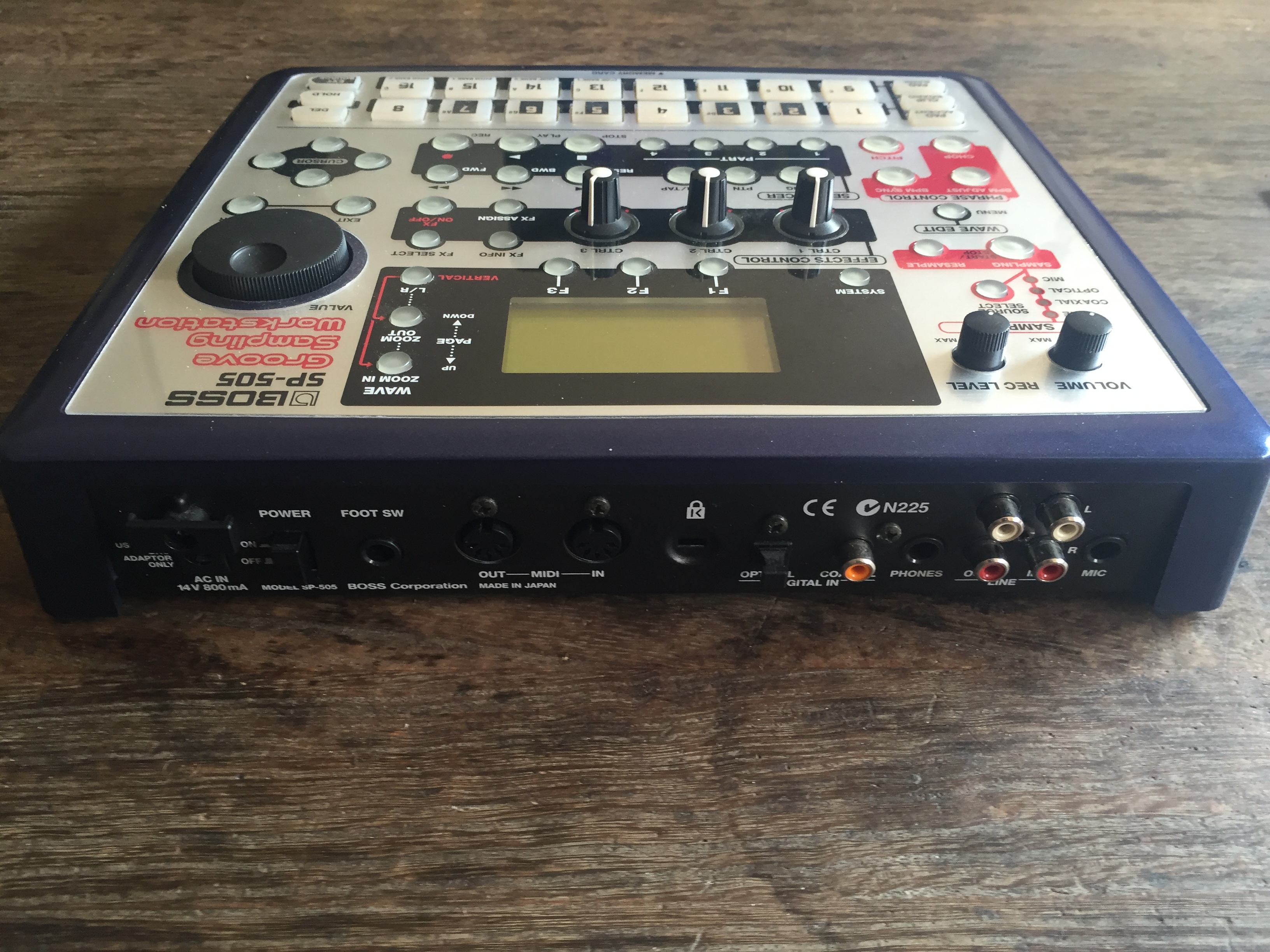 Photo Boss SP505 Groove Sampling Workstation Boss SP505 Groove