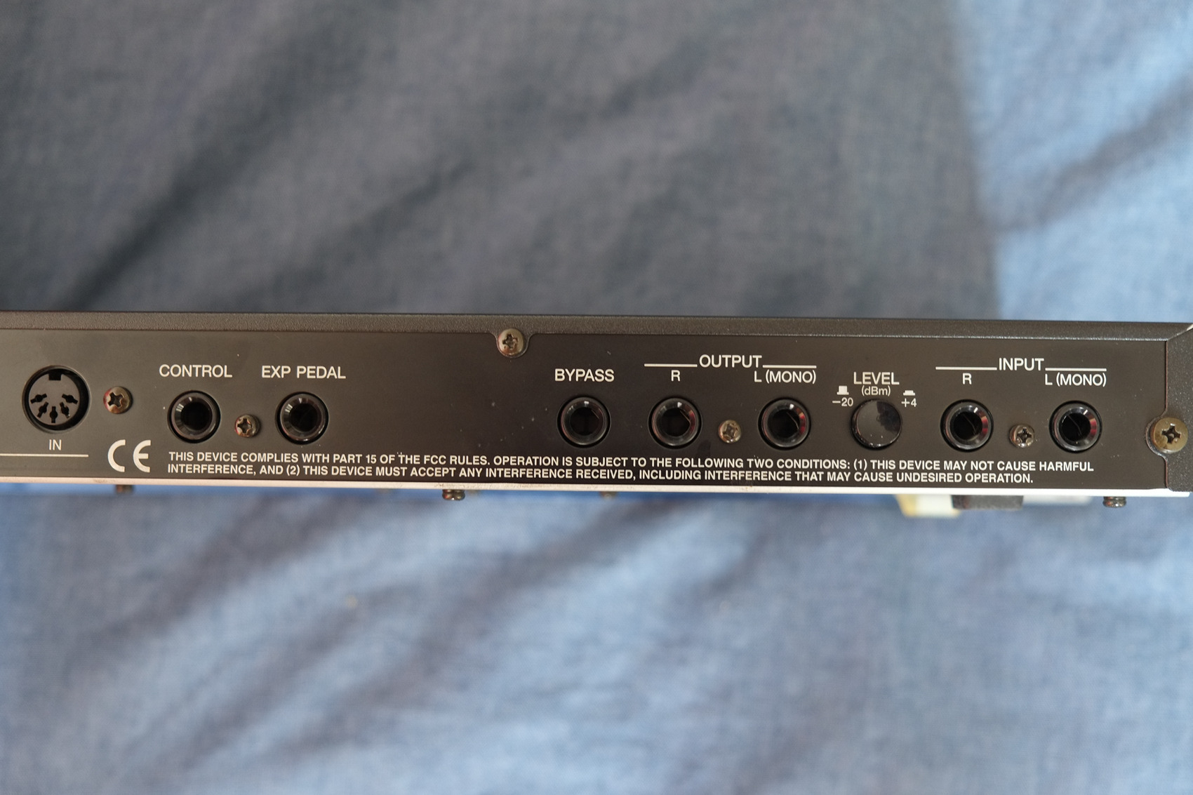 SX700 Studio Effects Processor Boss Audiofanzine