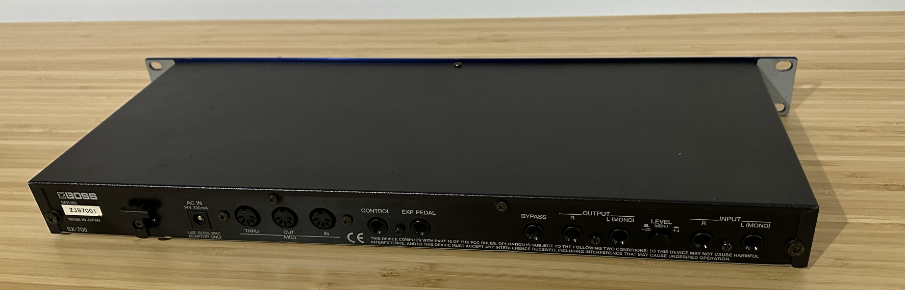 SX700 Studio Effects Processor Boss Audiofanzine