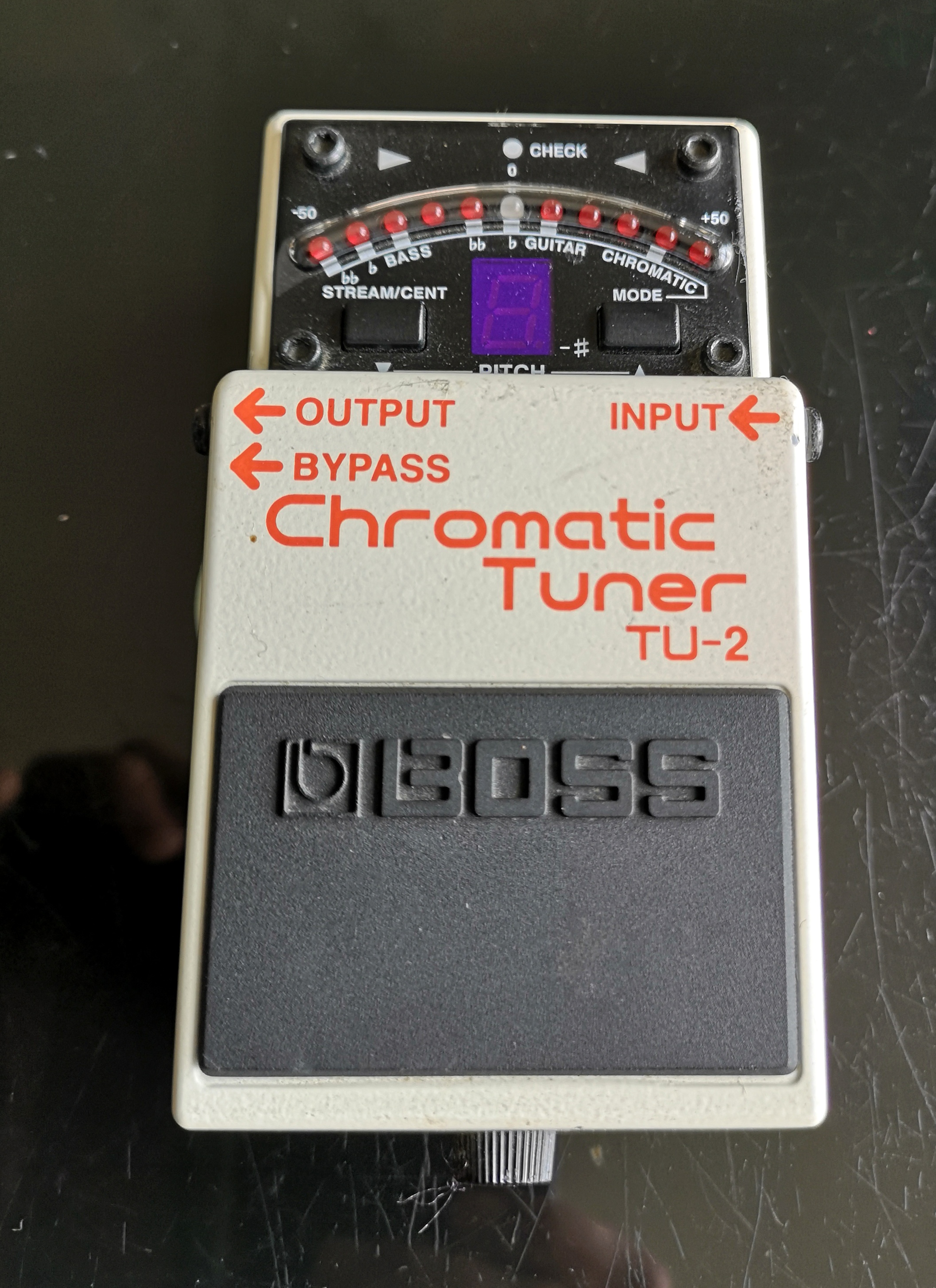 indtryk Globus trone TU-2 Chromatic Tuner - Boss TU-2 Chromatic Tuner - Audiofanzine