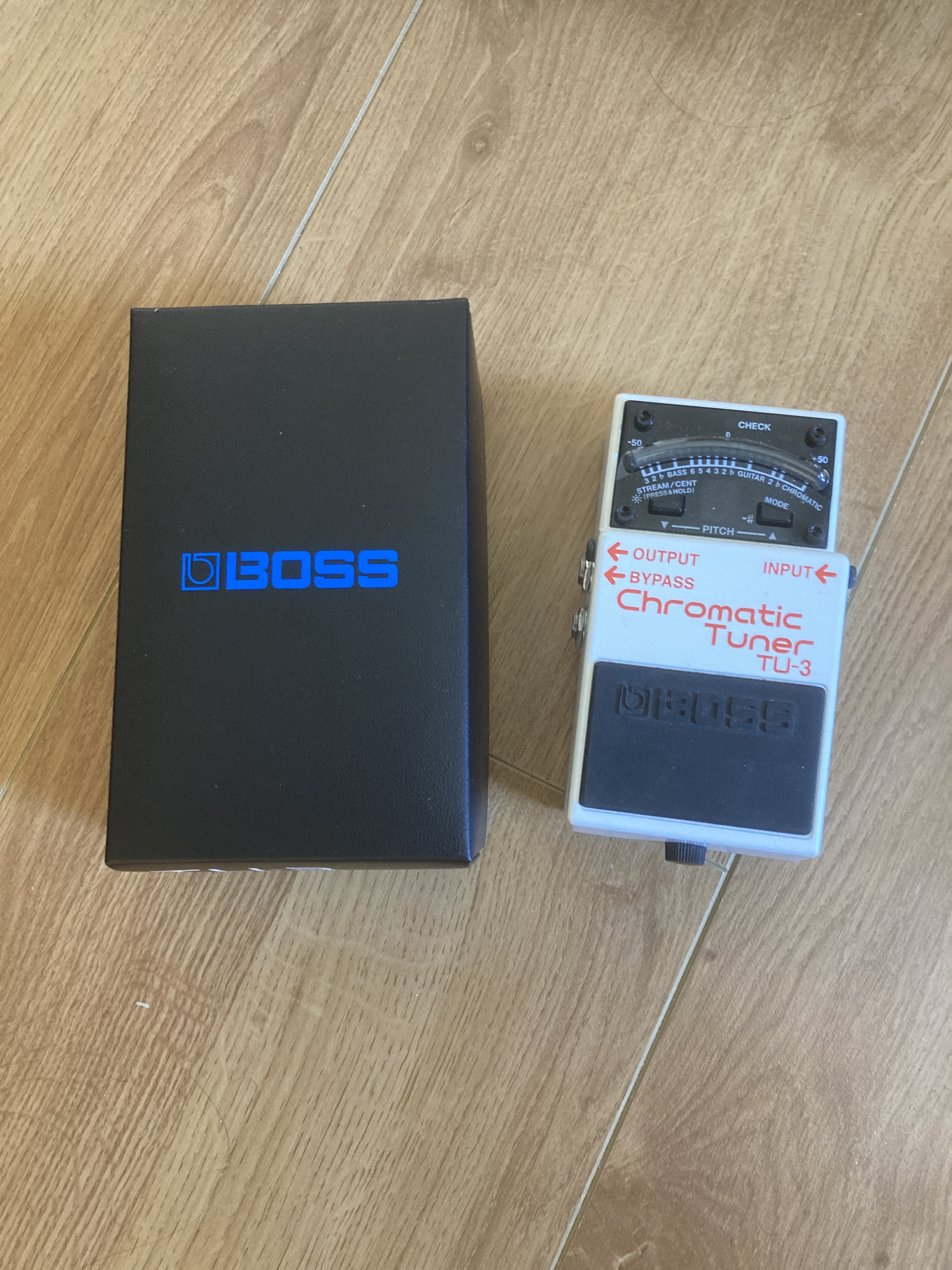 TU-3 Chromatic Tuner - Boss TU-3 Chromatic Tuner - Audiofanzine