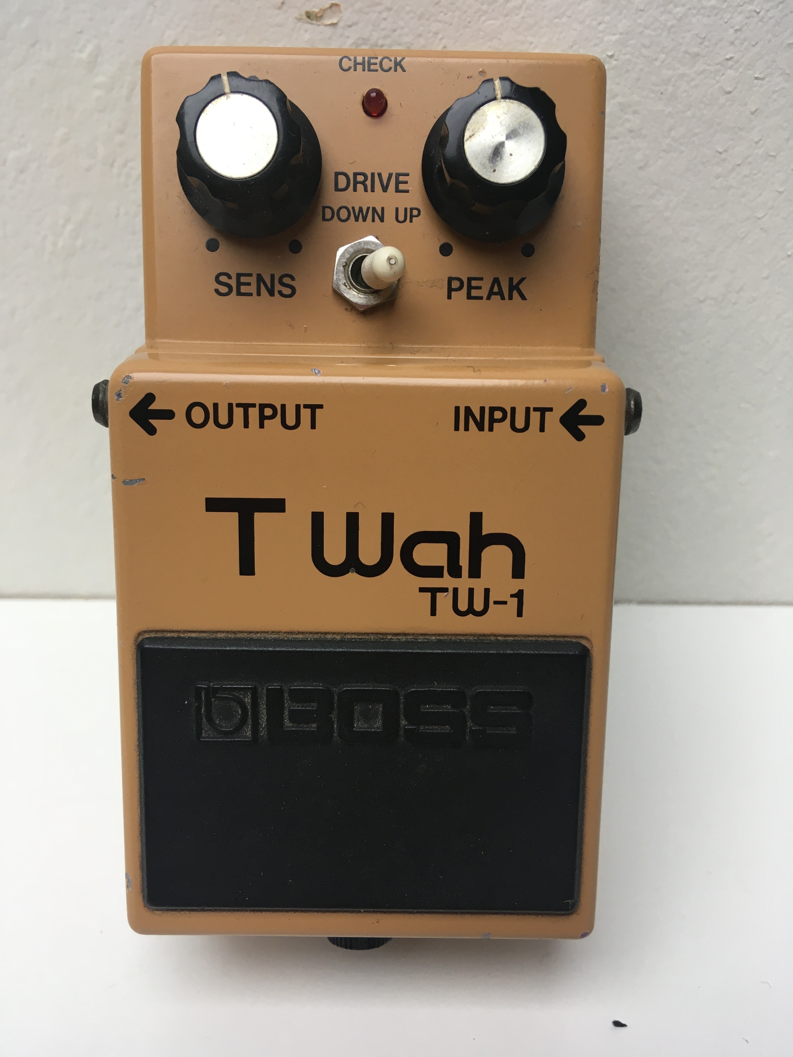 TW1 Touch Wah / T Wah Boss TW1 Touch Wah / T Wah Audiofanzine