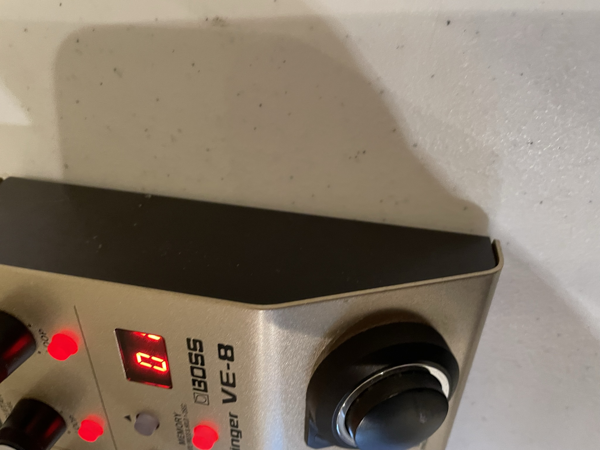 VE8 Acoustic Singer Boss VE8 Acoustic Singer Audiofanzine