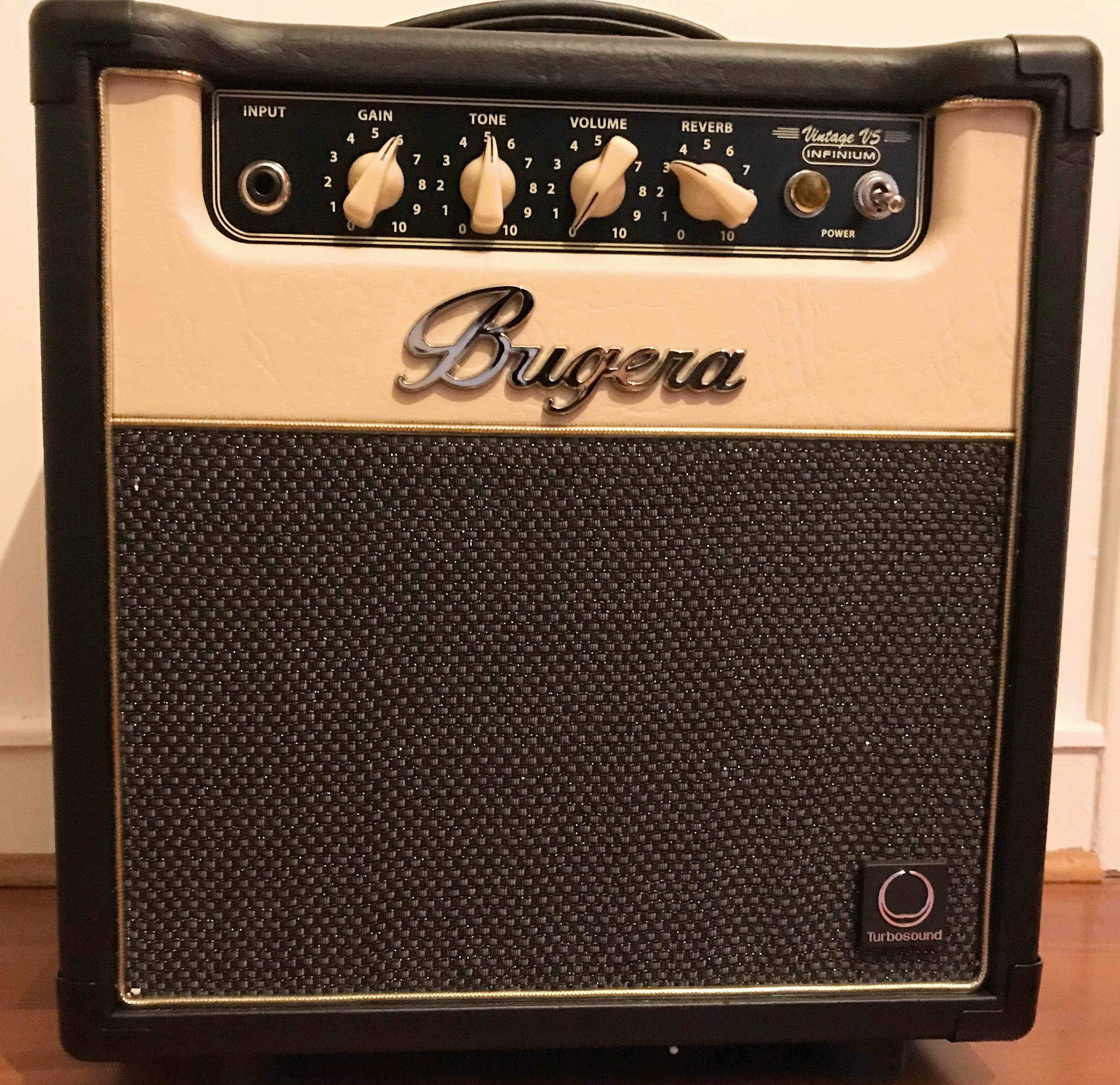 V5 Infinium - Bugera V5 Infinium - Audiofanzine