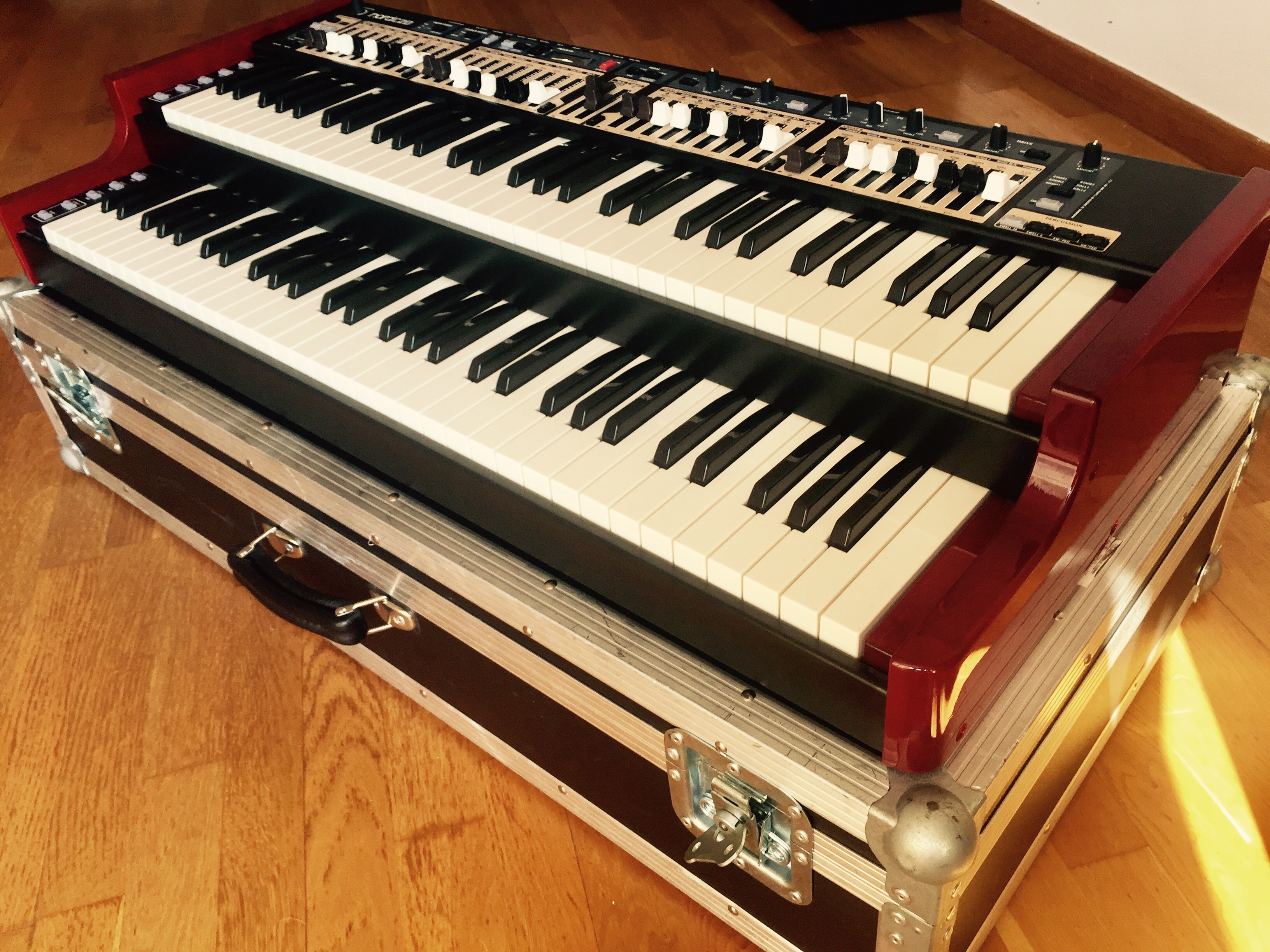 Photo Clavia Nord C2D : Clavia Nord C2D (69703) (#2056330) - Audiofanzine