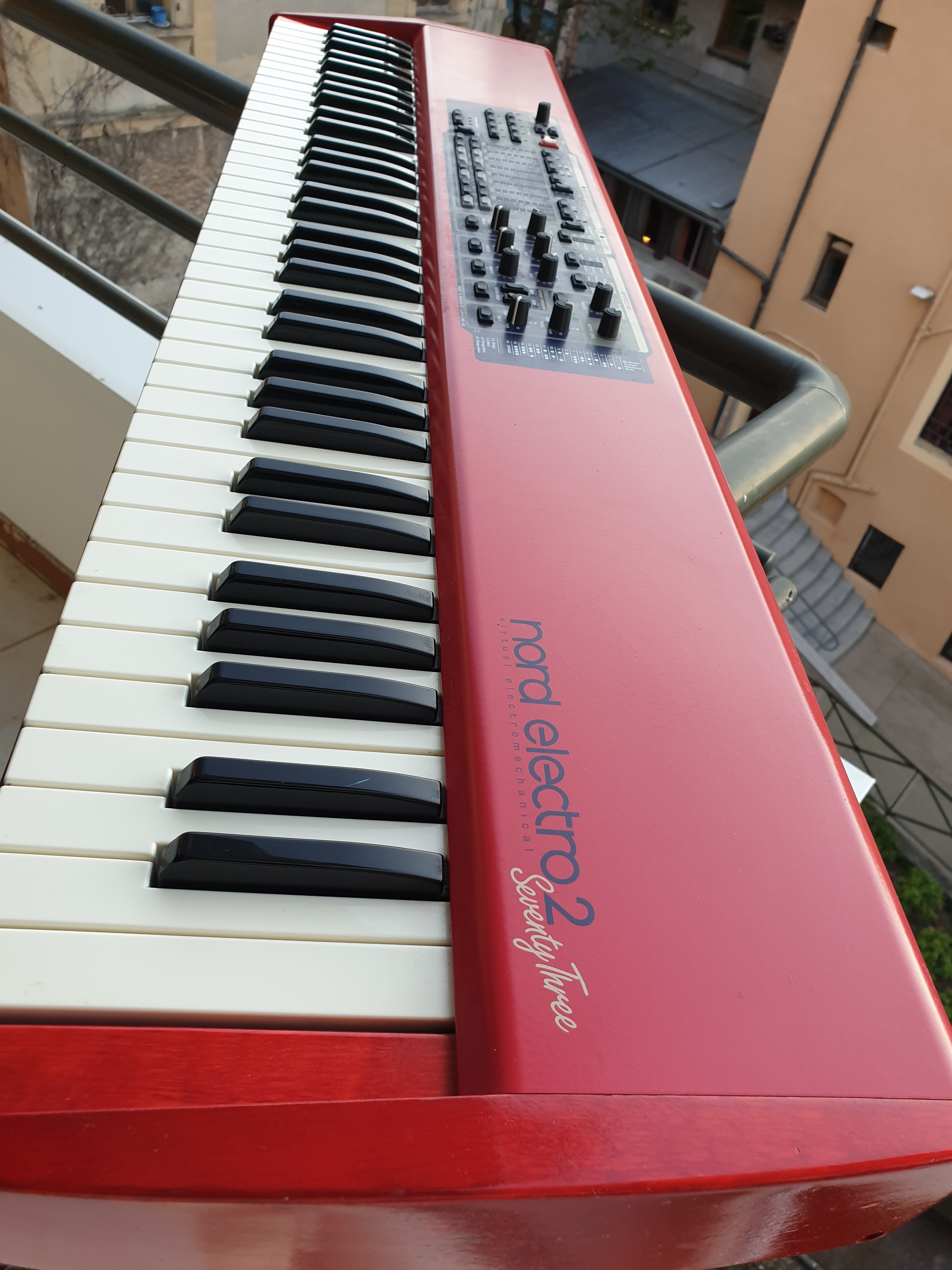 クーポン利用 【nord electro 2 Seventy Three 73 キーボード】 - 通販