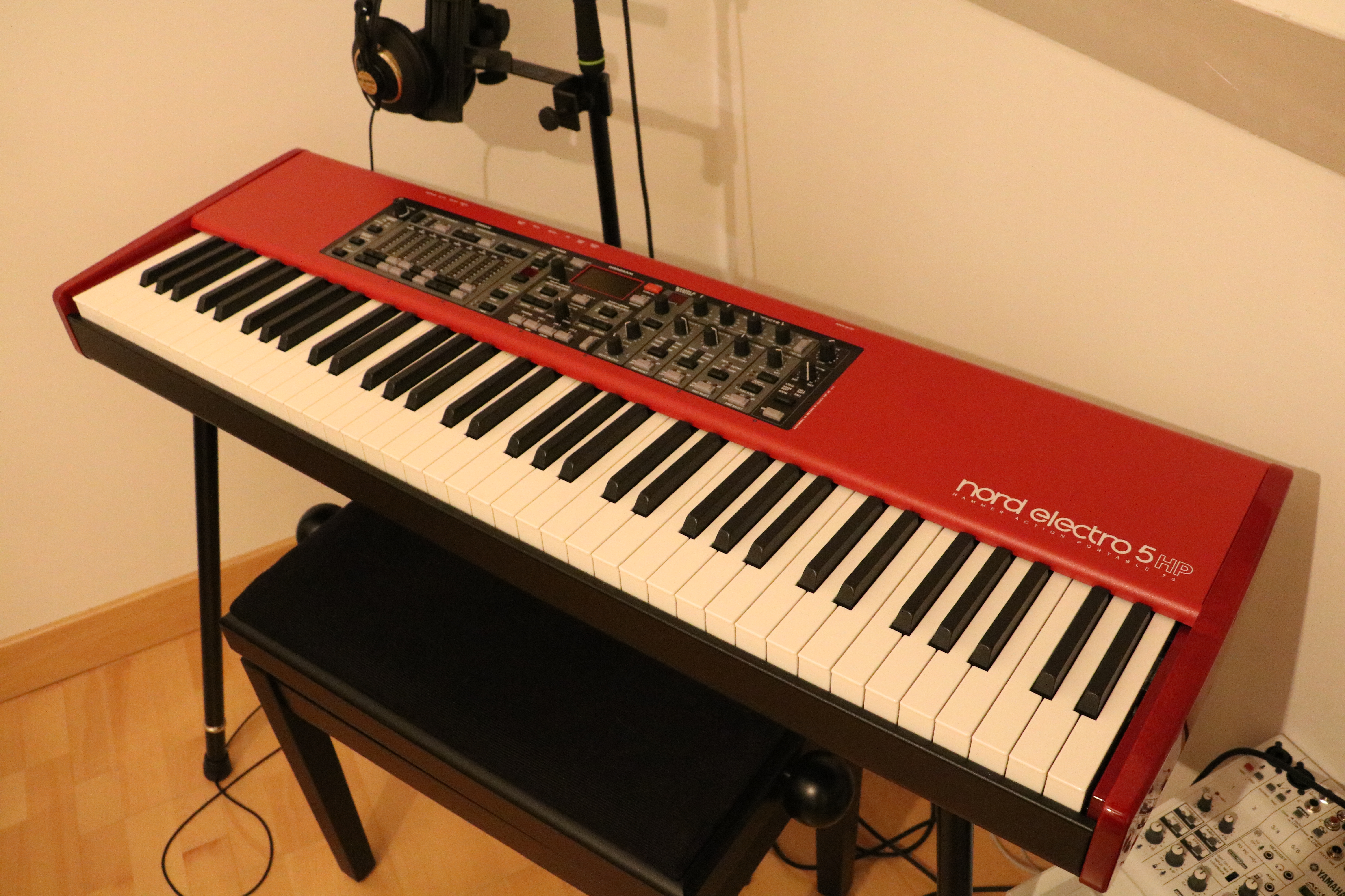 Nord Electro 5 HP 73 - Clavia Nord Electro 5 HP 73 - Audiofanzine