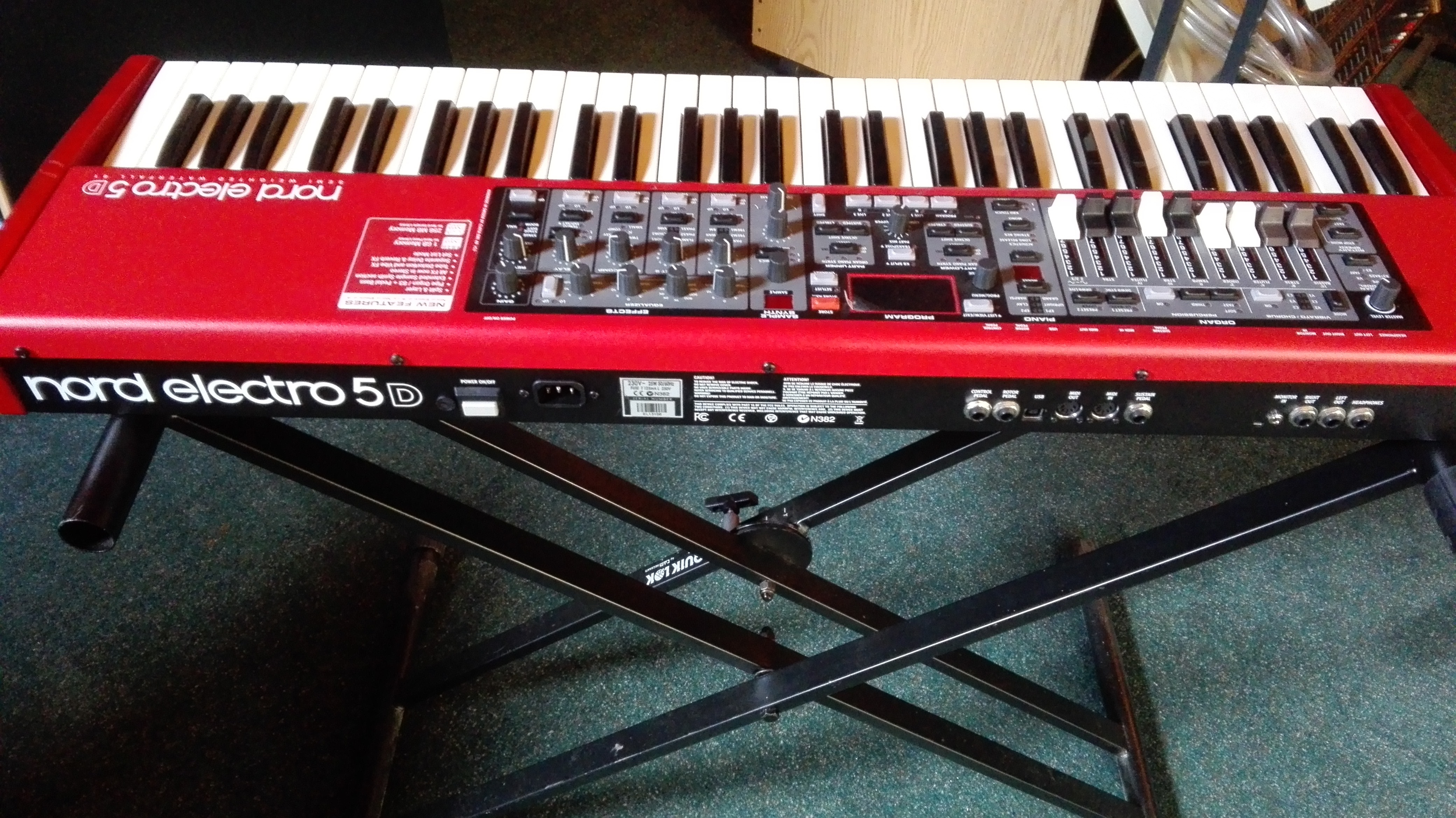 Clavia Nord Electro 5D 61 Audiofanzine