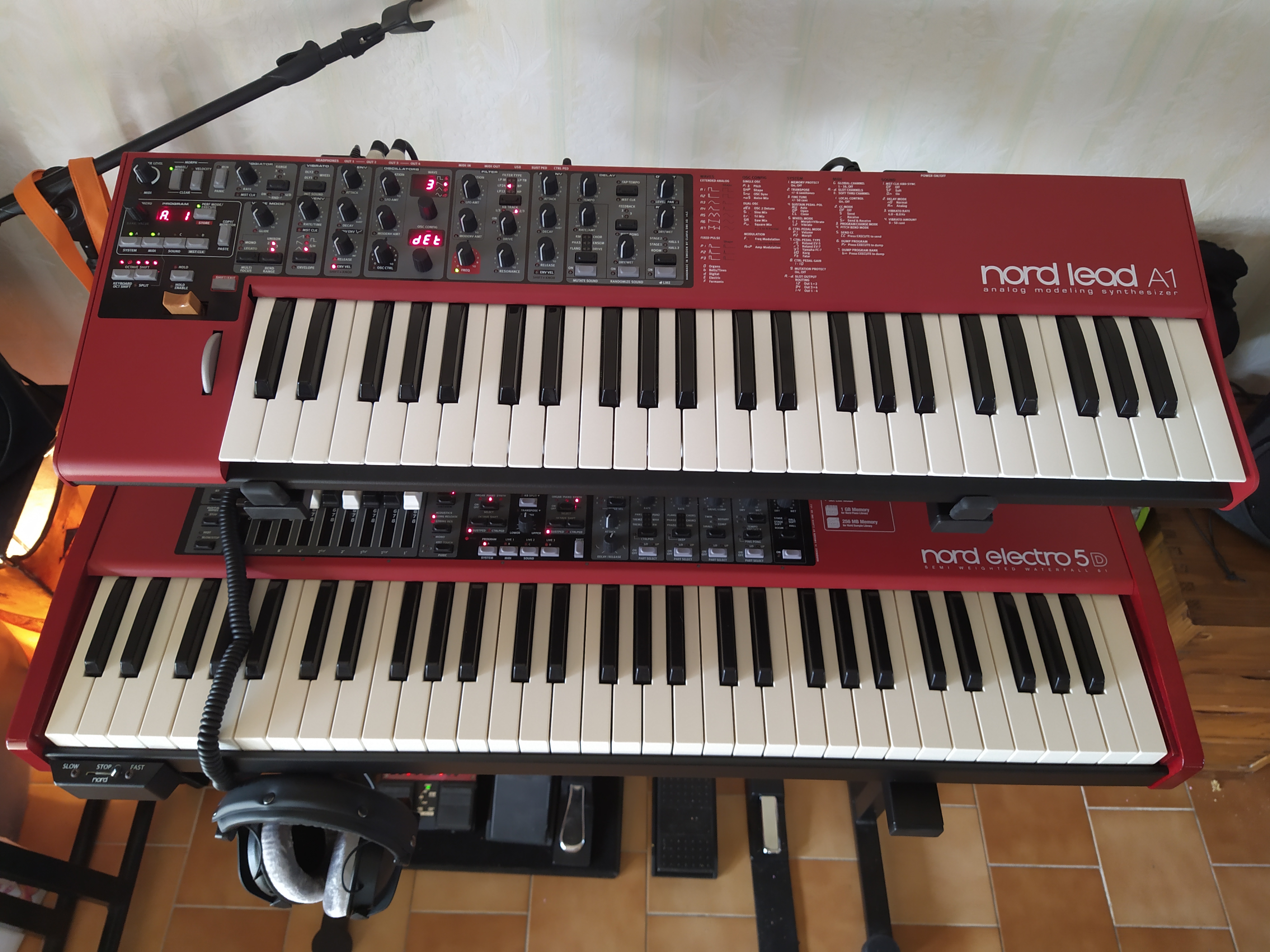 どうぞよろしくお願いいたしますCLAVIA nord lead a1 アナログ