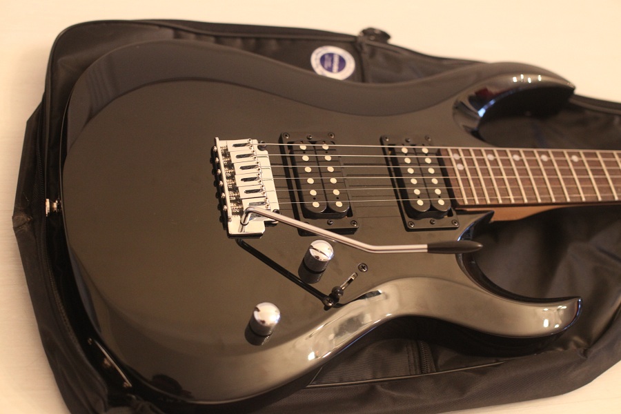 Photo Cort X-2 : Cort [X Series] X-2 - Black (#423889) - Audiofanzine