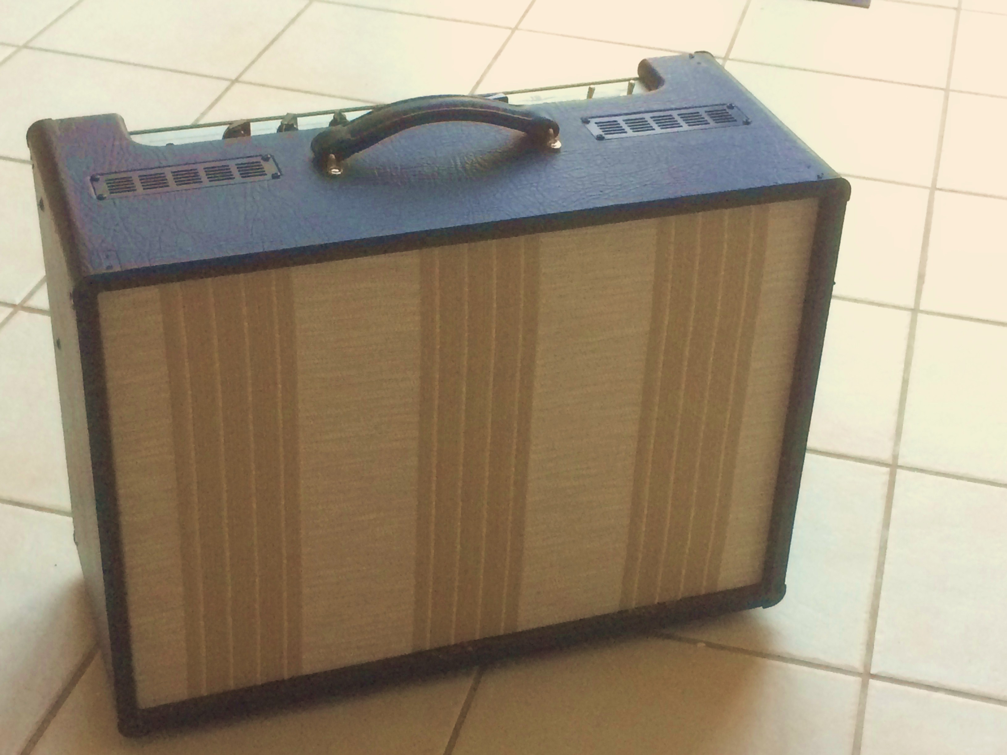 V18112 Crate V18112 Audiofanzine
