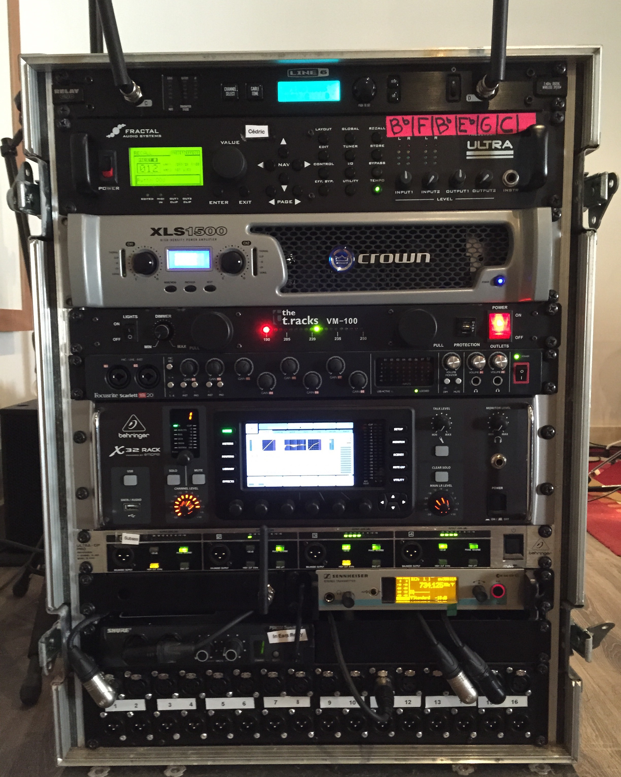 Photo Crown XLS 1500 Crown XLS 1500 (90548) (1503904) Audiofanzine