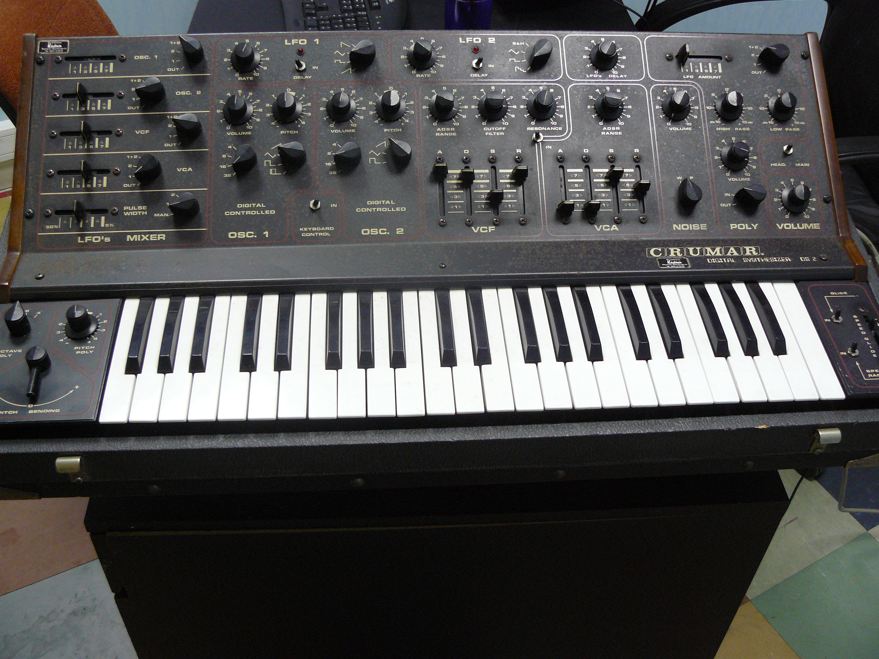 DS2 Crumar DS2 Audiofanzine