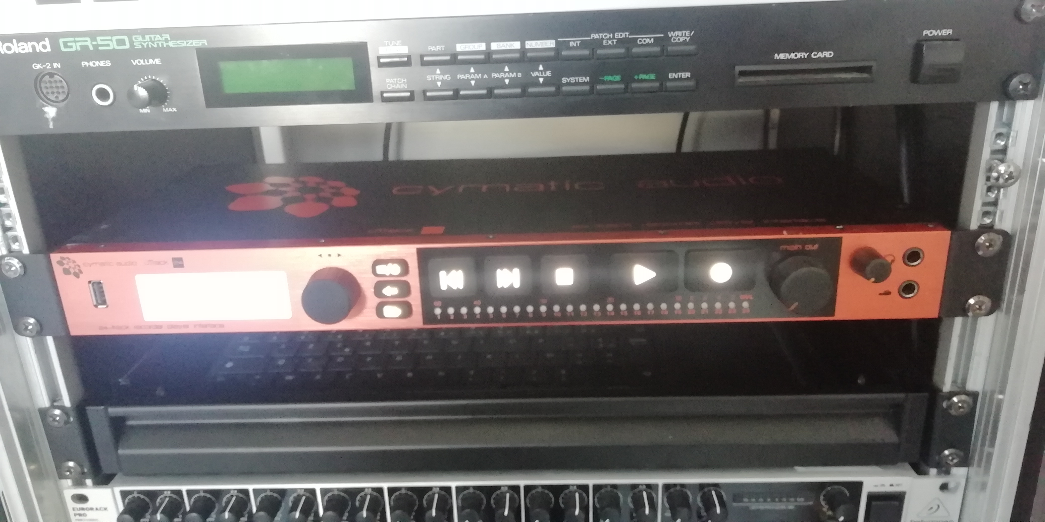 uTrack 24 Cymatic Audio uTrack 24 Audiofanzine